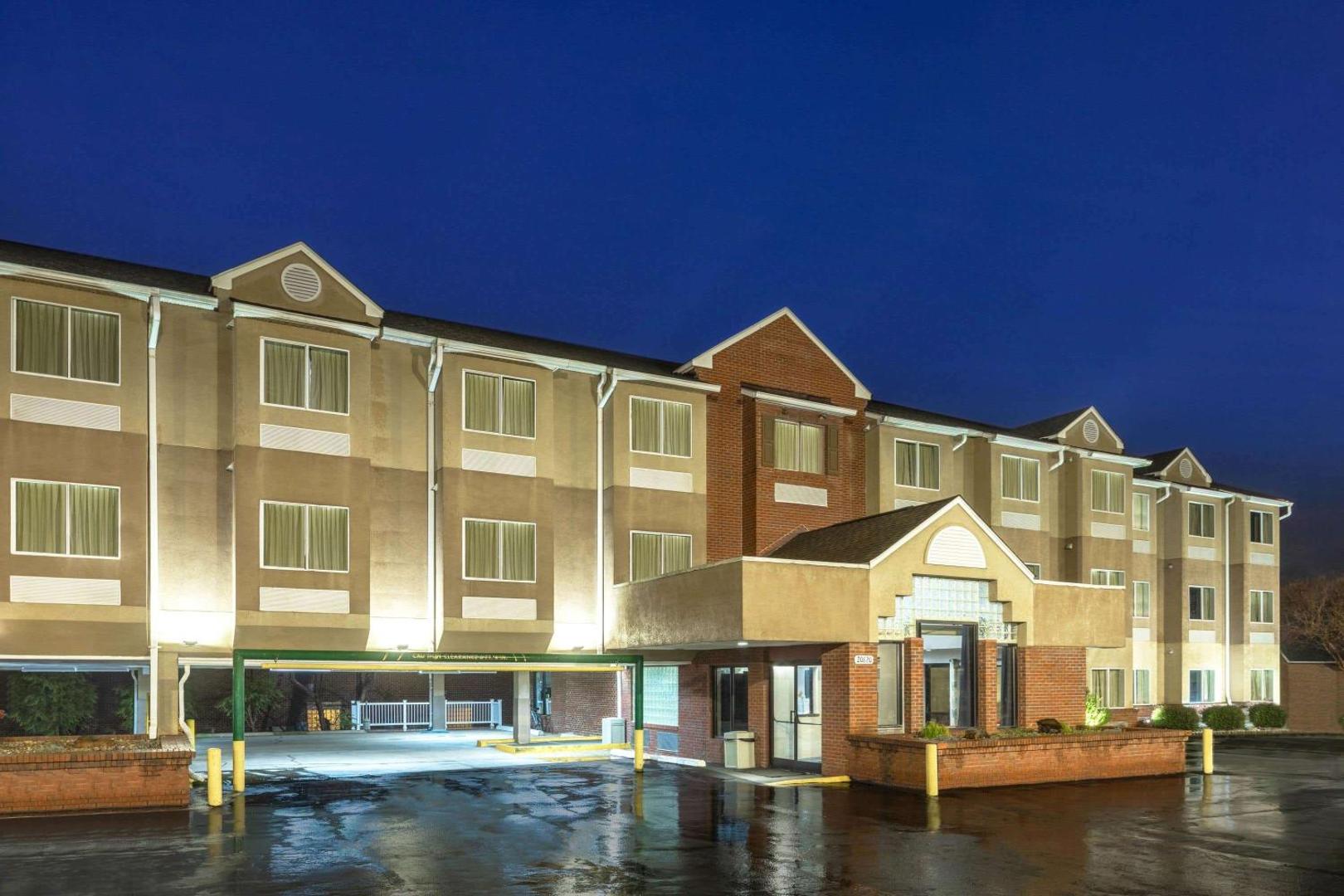 Microtel Inn & Suites by Wyndham Cornelius/Lake Norman