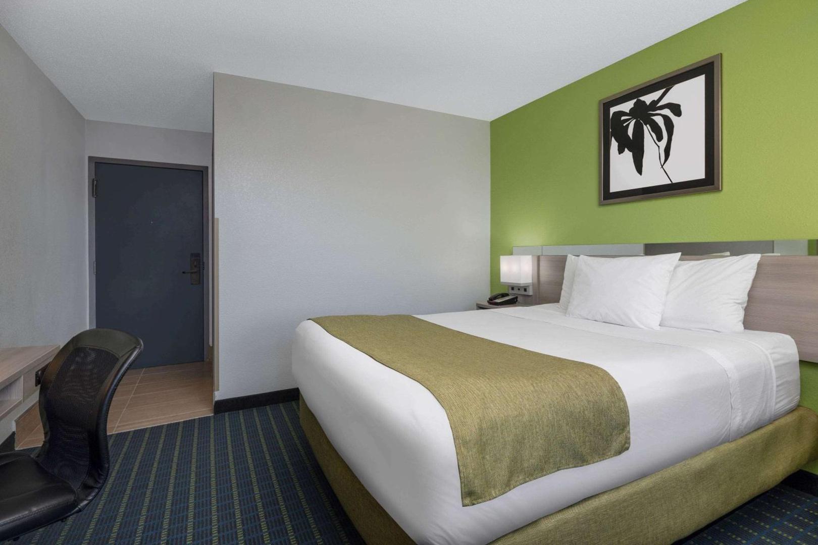 Microtel Inn & Suites by Wyndham Cornelius/Lake Norman