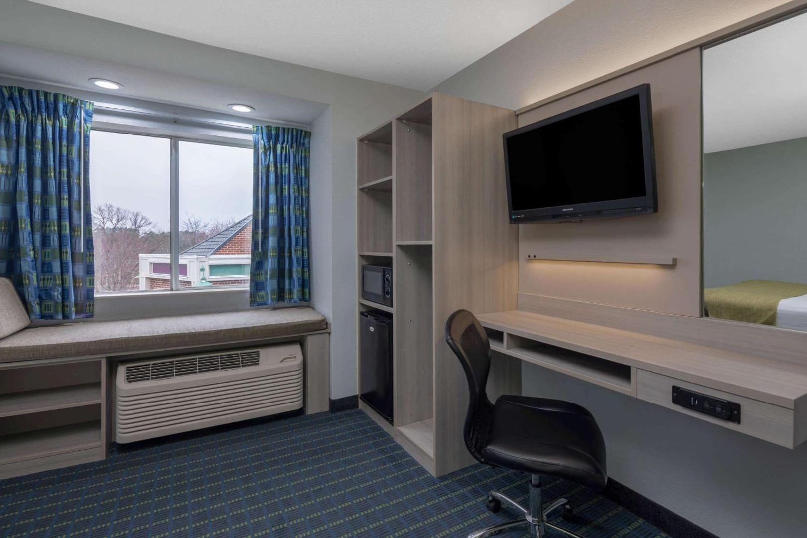 Microtel Inn & Suites by Wyndham Cornelius/Lake Norman