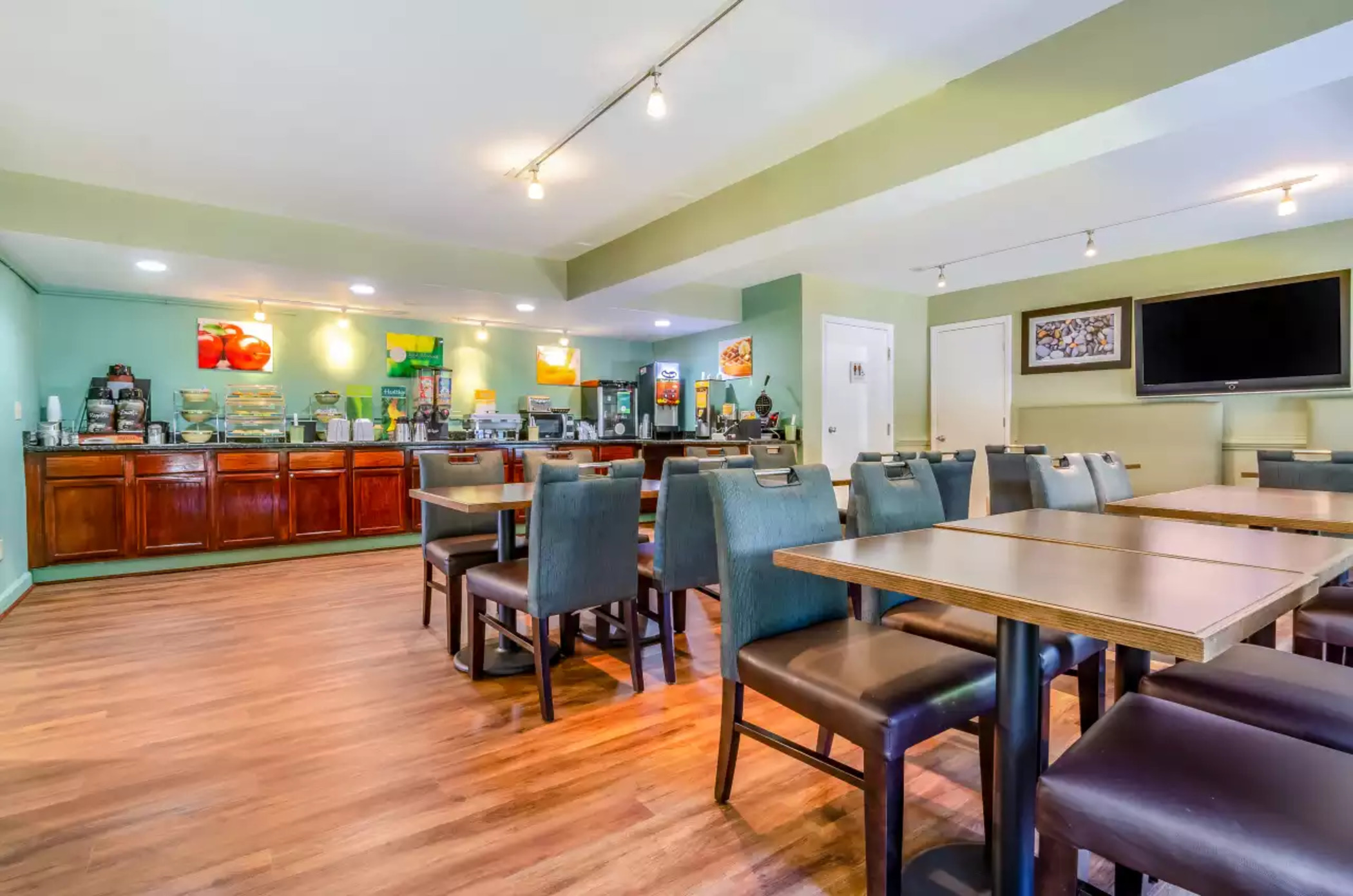 Quality Inn & Suites Creedmor - Butner