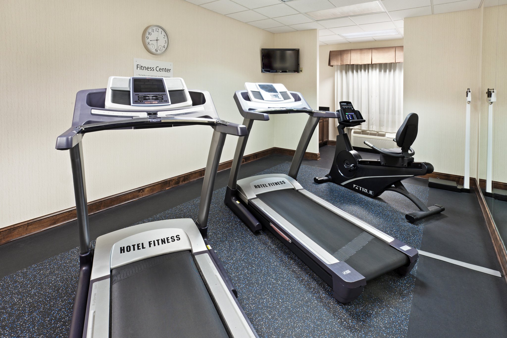 Holiday Inn Express & Suites Dillsboro - Western Carolina