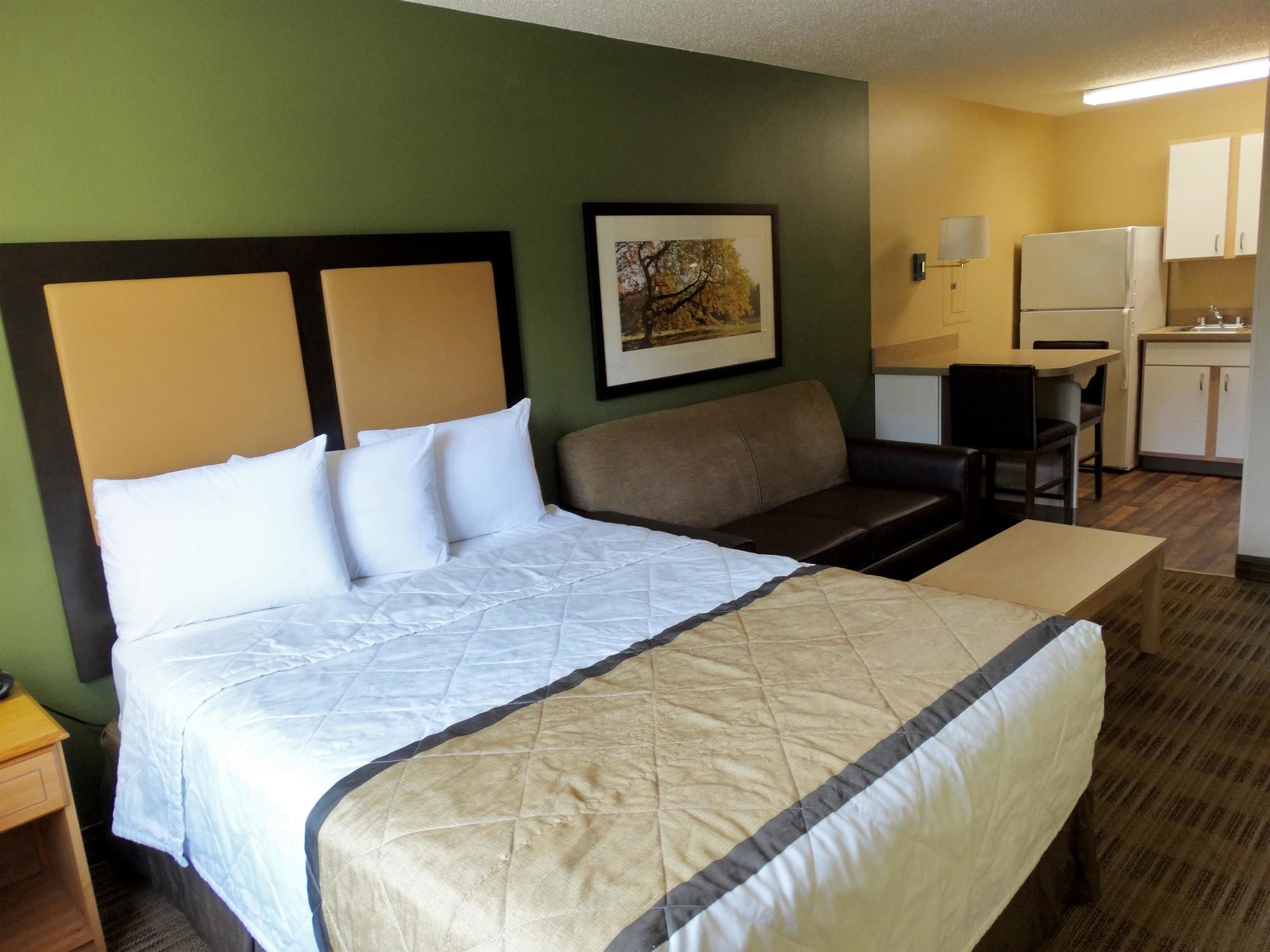 Extended Stay America Select Suites Raleigh Research Triangle Park Hwy 55