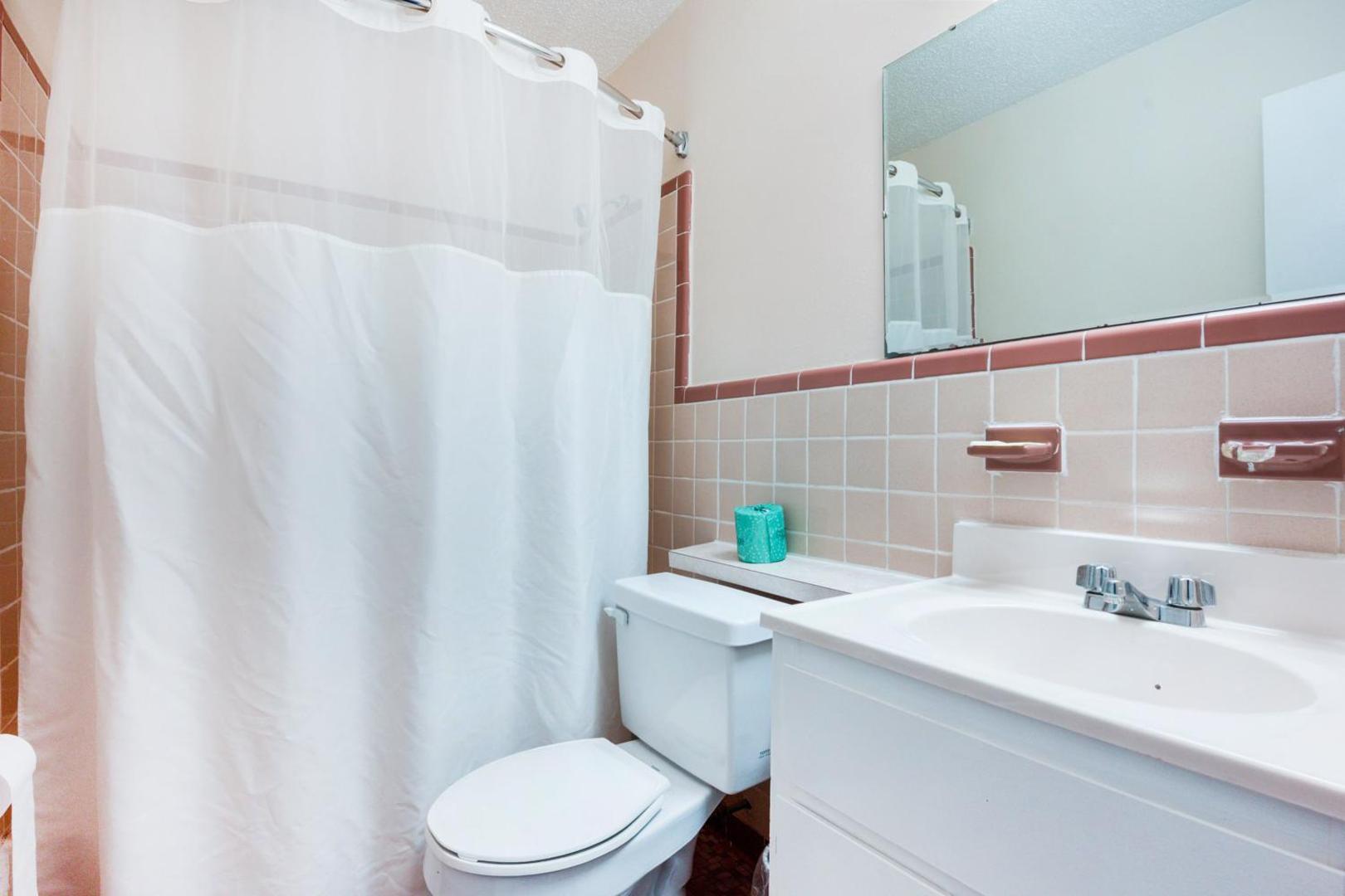 Hotel Durham West Hills by OYO Rooms