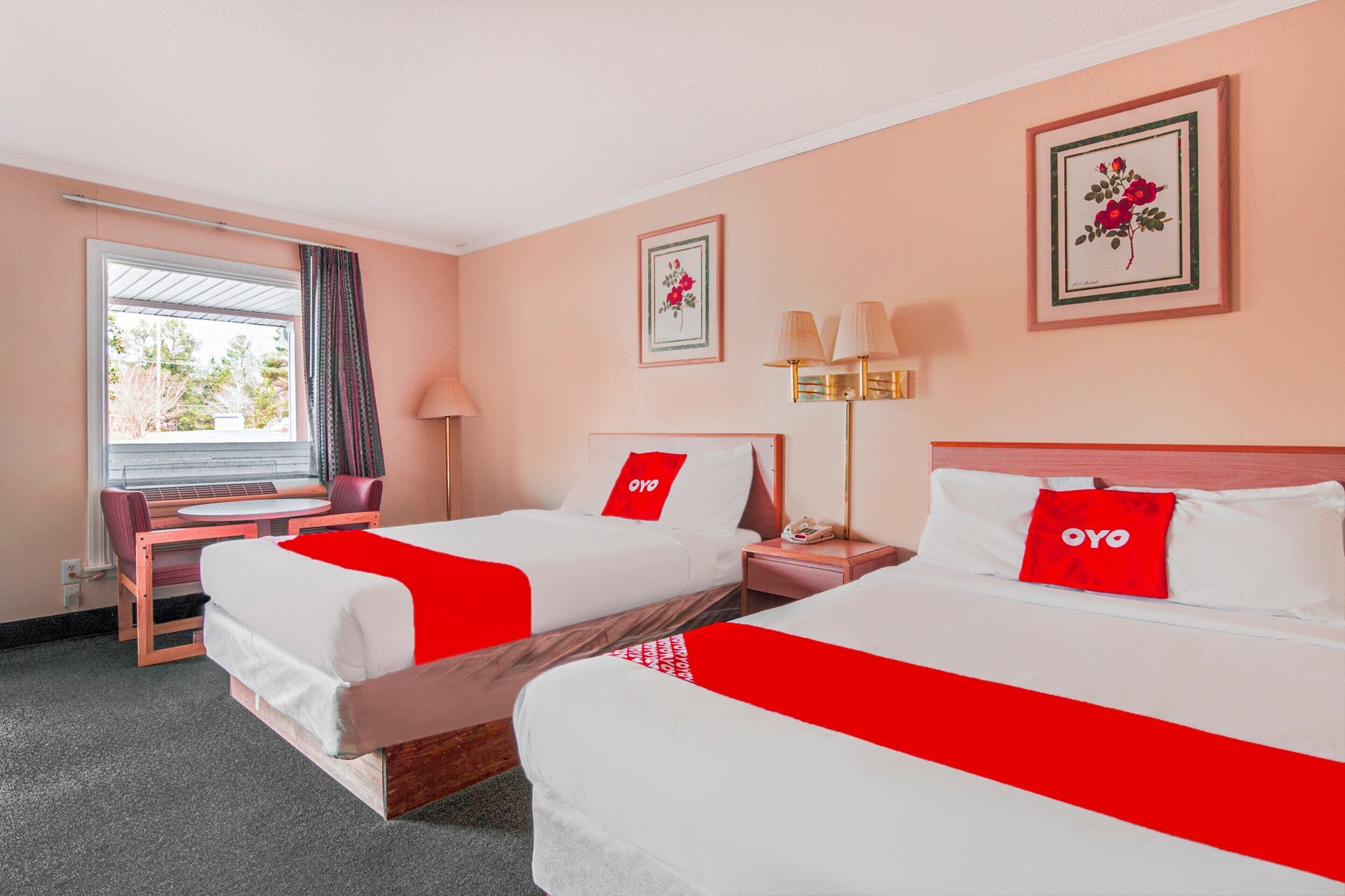 Hotel Durham West Hills by OYO Rooms