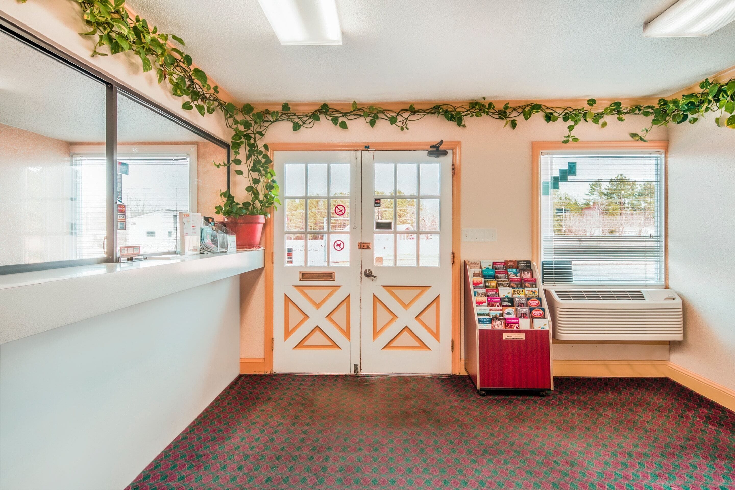 Hotel Durham West Hills by OYO Rooms