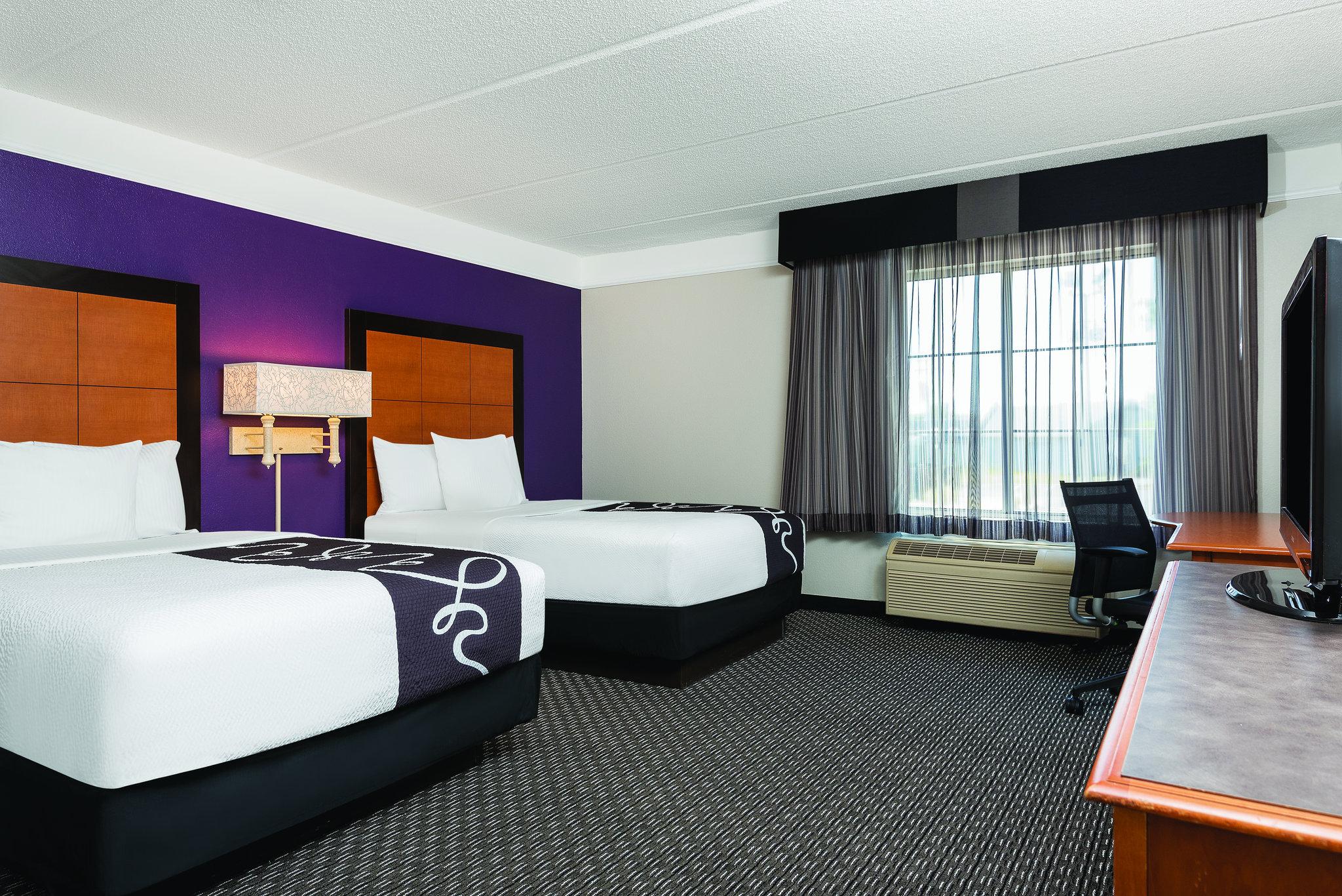 La Quinta Inn & Suites by Wyndham Univ Area Chapel Hill