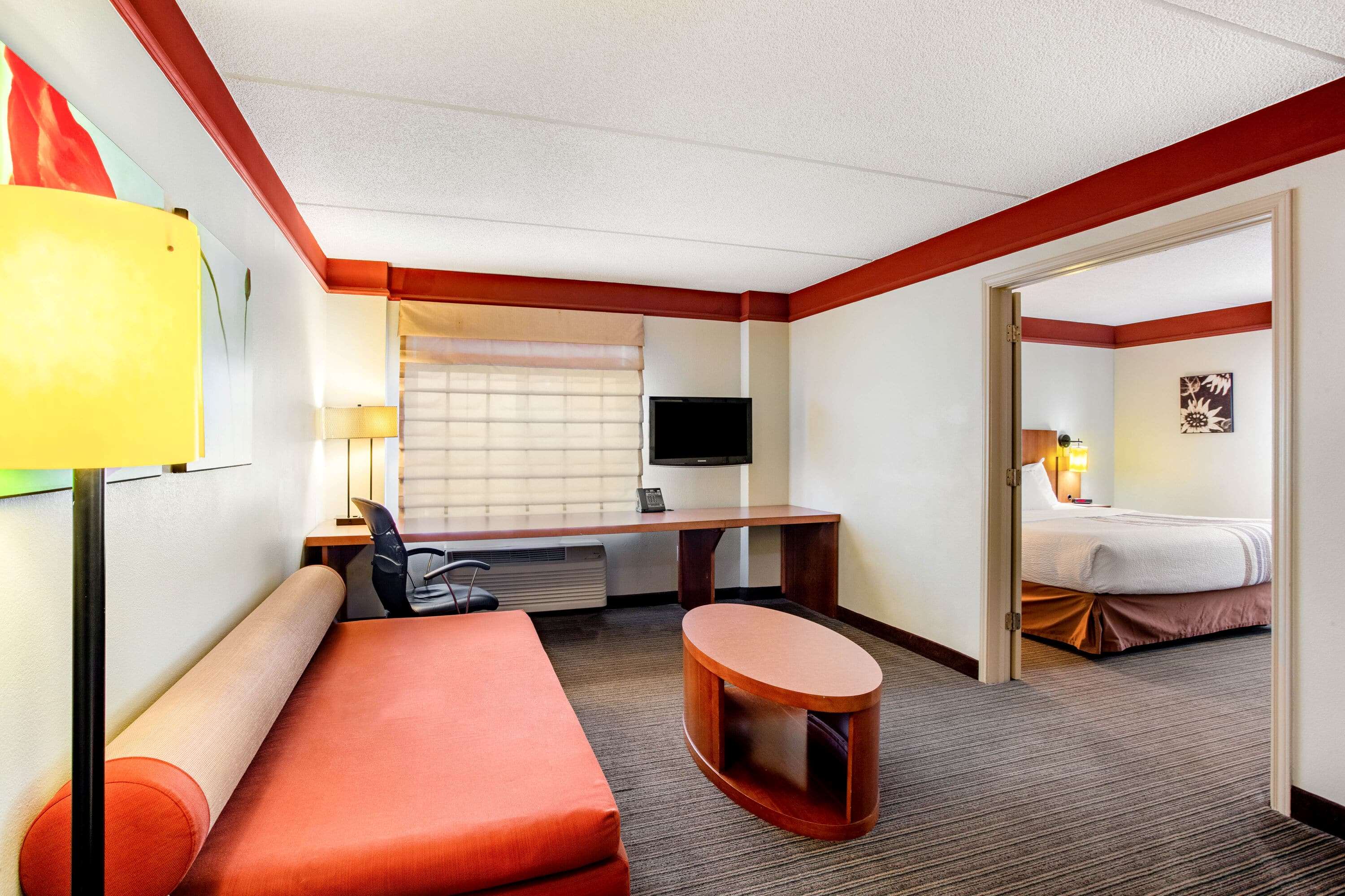 La Quinta Inn & Suites by Wyndham Raleigh/Durham Southpoint