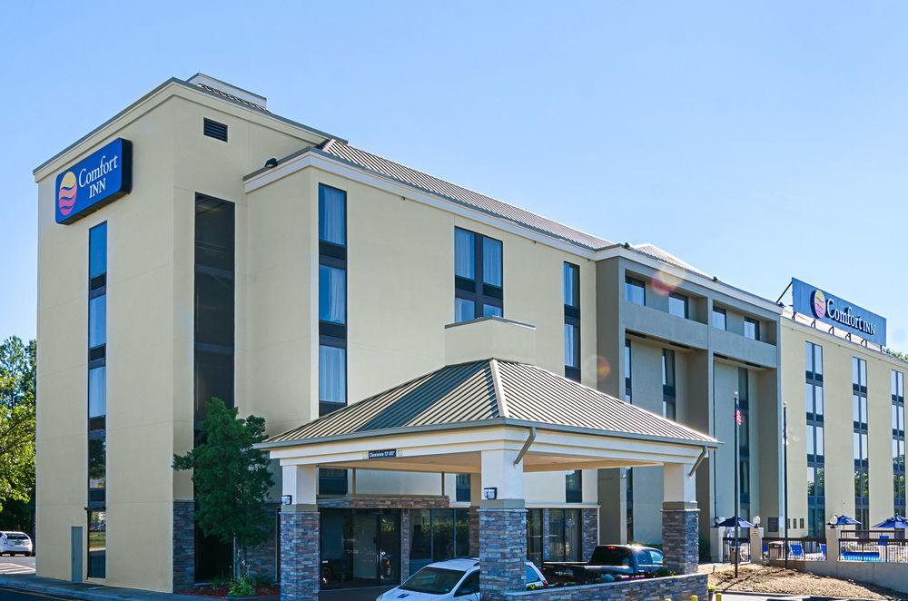 Comfort Inn & Suites Durham near Duke University