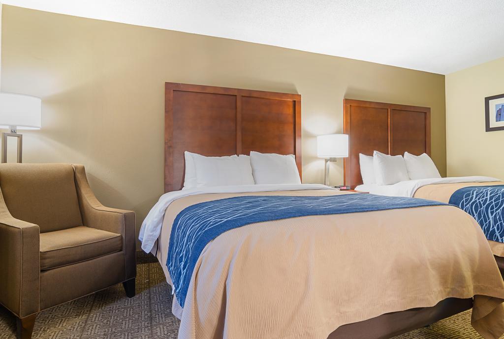 Comfort Inn & Suites Durham near Duke University