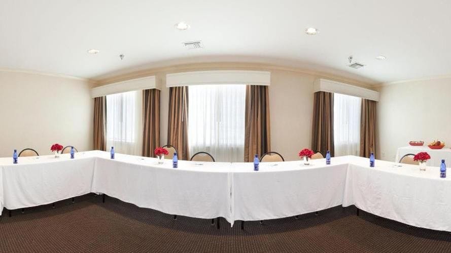 Staybridge Suites Durham-Chapel Hill-RTP