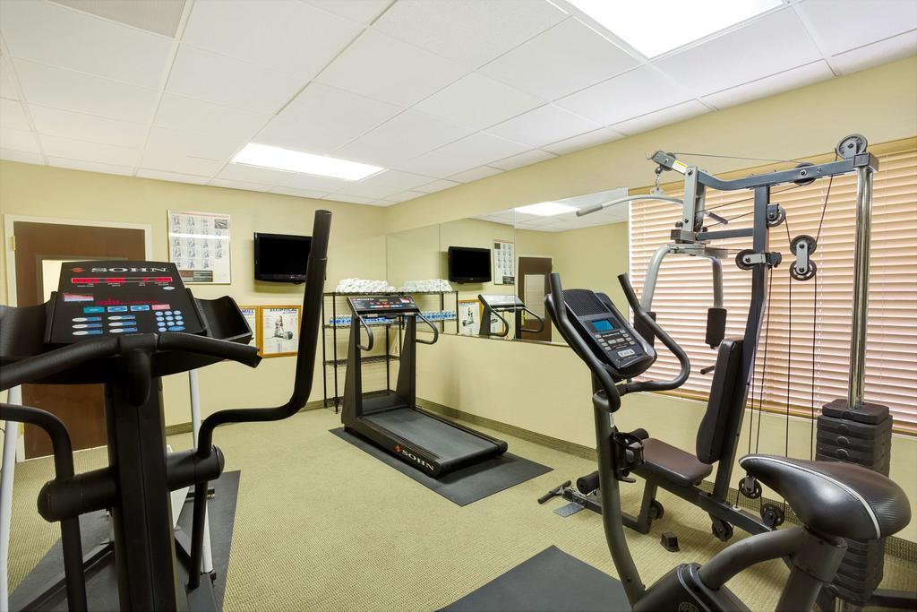 Wingate by Wyndham Raleigh Durham / Airport