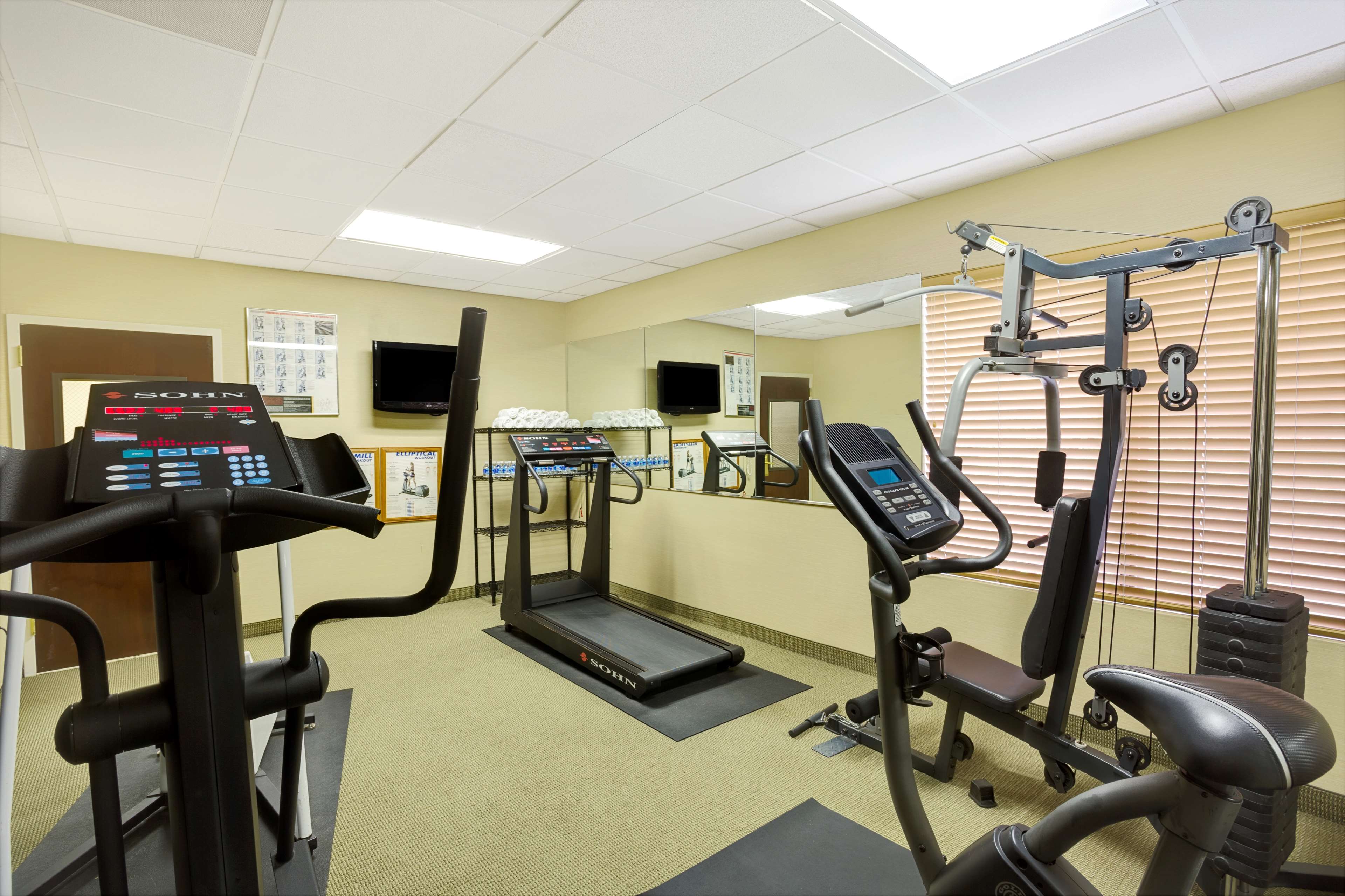 Wingate by Wyndham Raleigh Durham / Airport