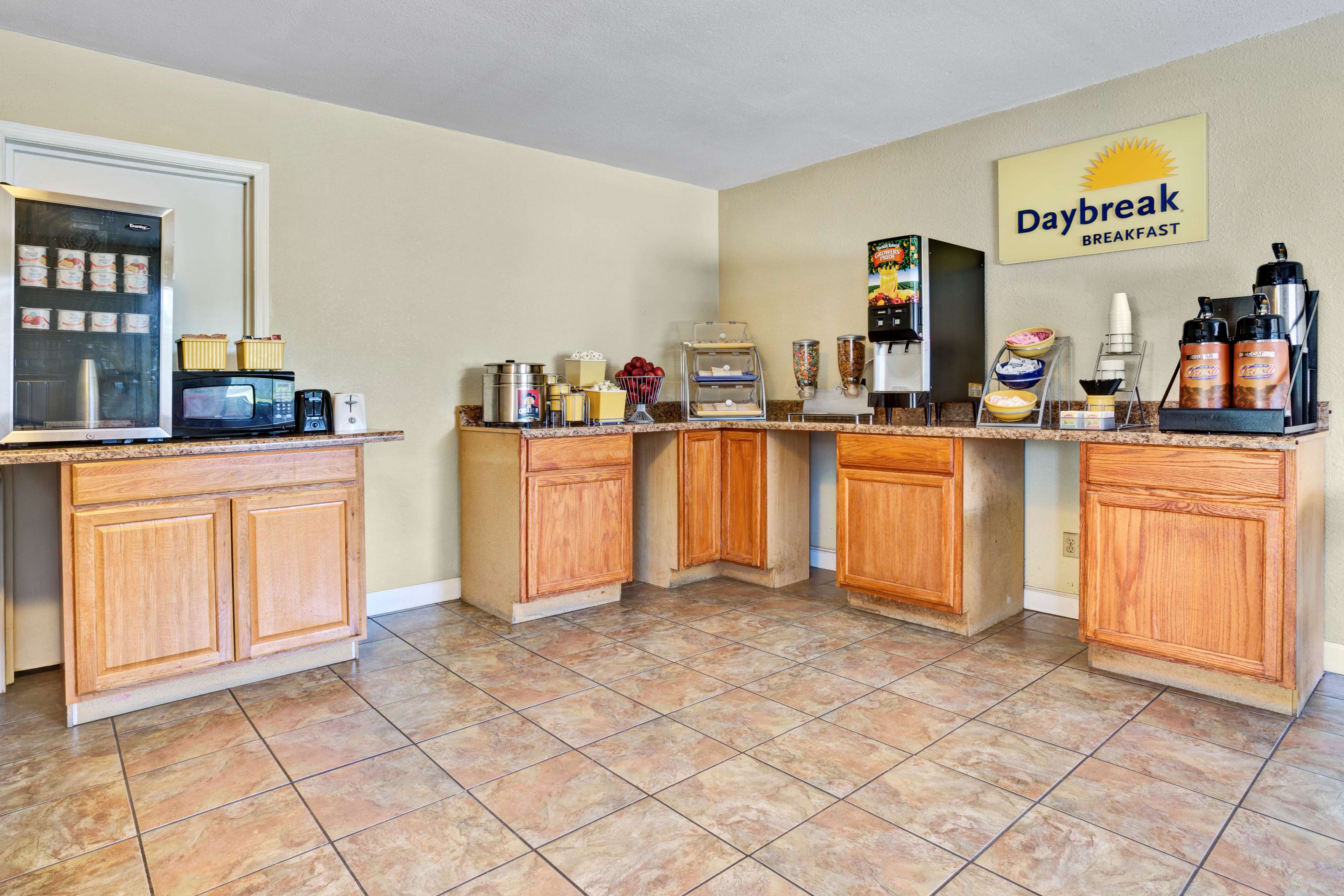 Days Inn by Wyndham Elizabeth City