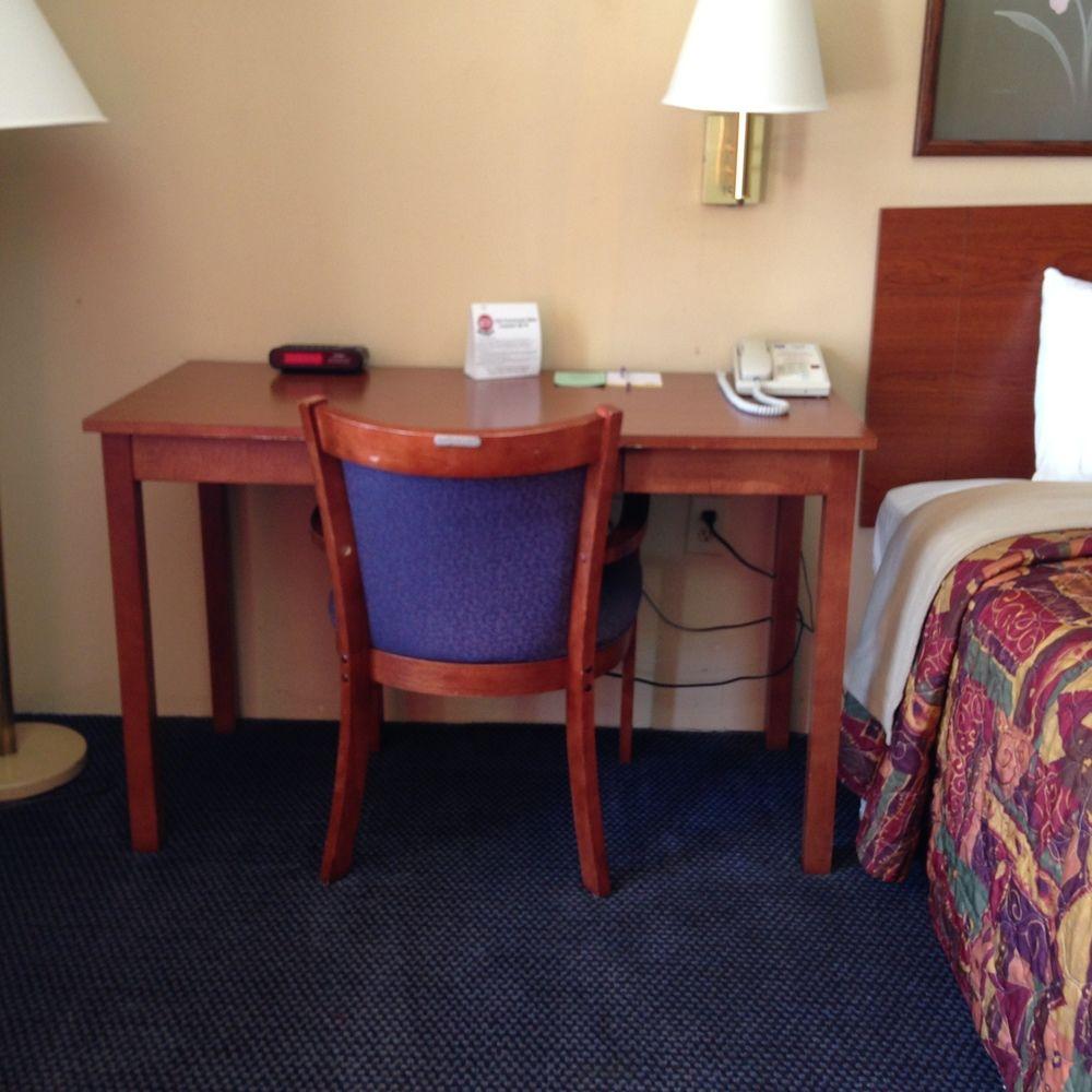 Knights Inn Elizabethtown