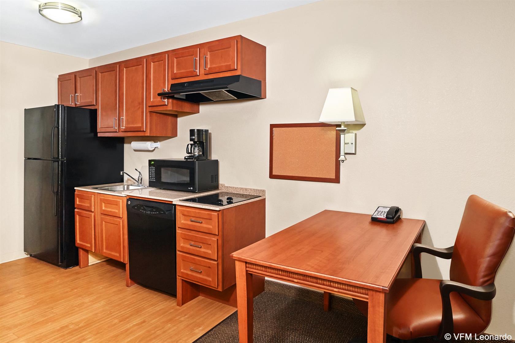 Candlewood Suites Fayetteville / Fort Bragg