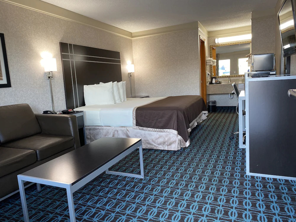 Deluxe Inn Fayetteville