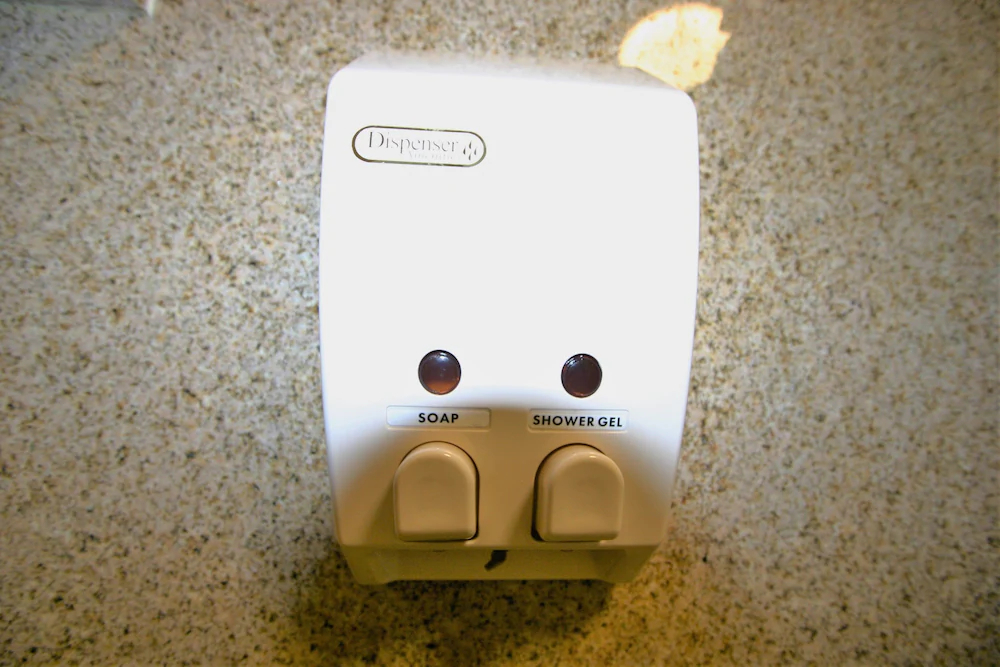 Deluxe Inn Fayetteville