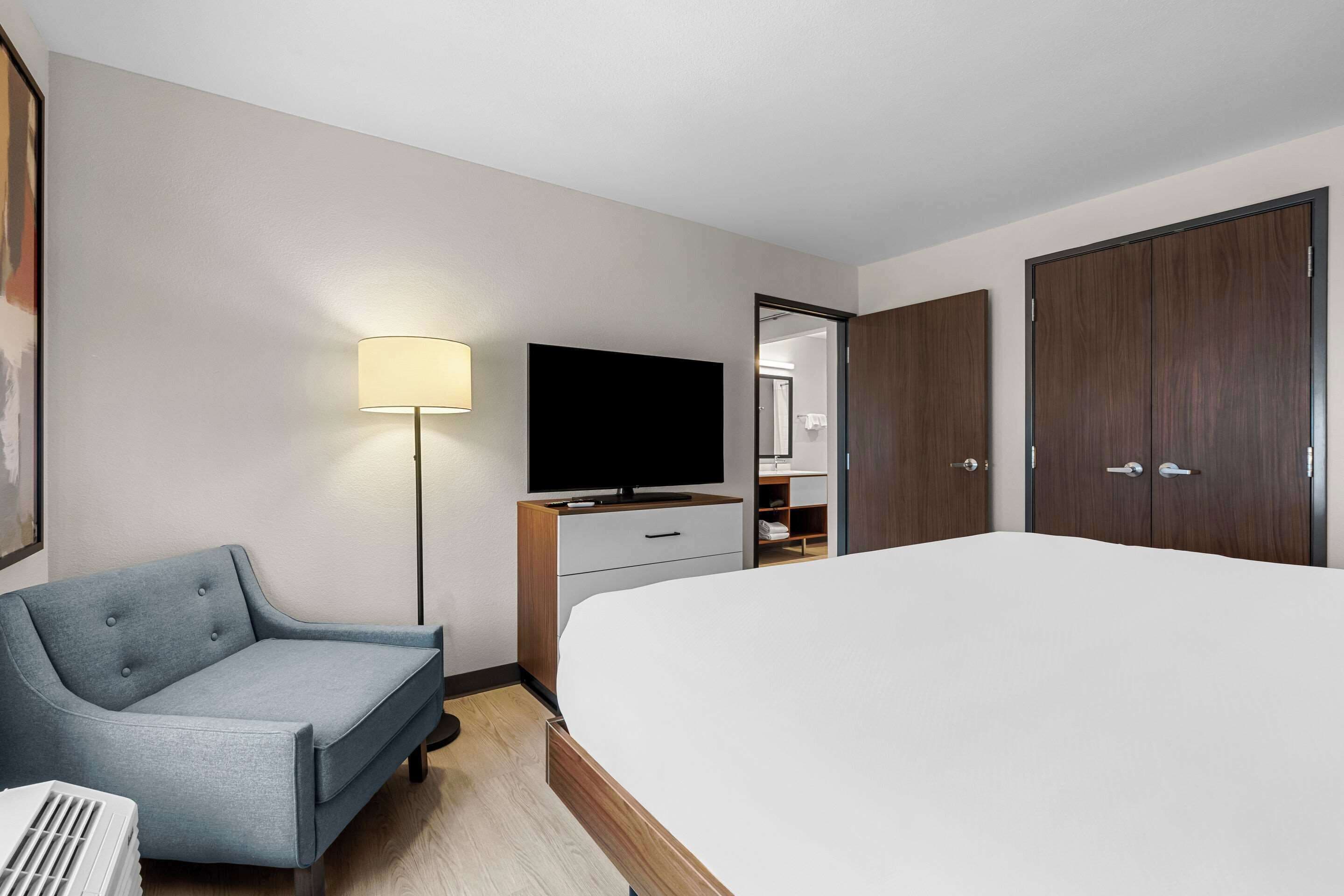 Everhome Suites Fayetteville