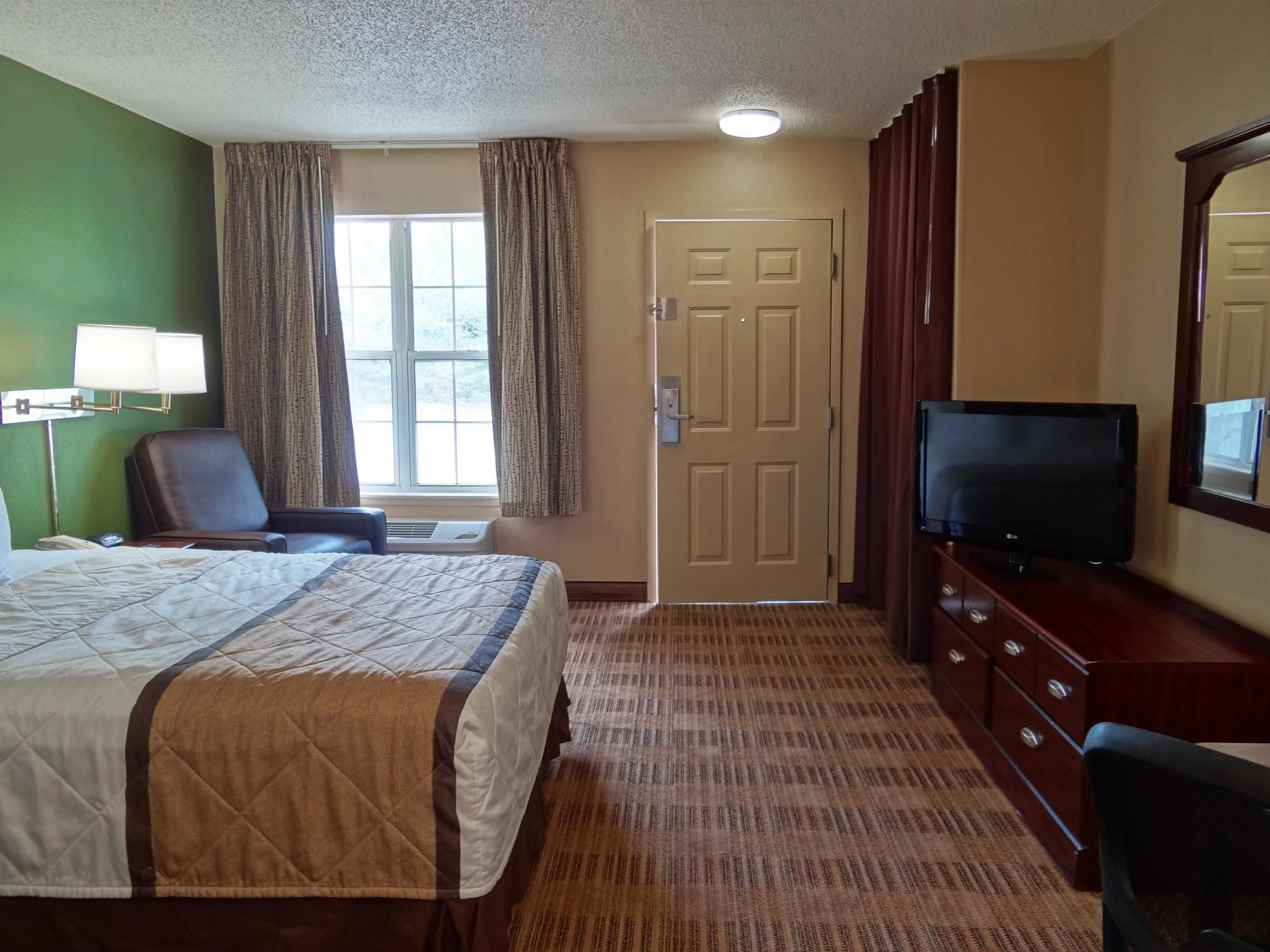 Extended Stay America Fayetteville Owen Dr.
