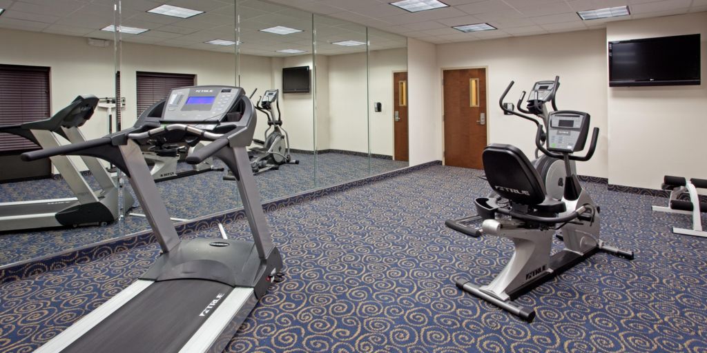 Holiday Inn Express Hotel & Suites Hope Mills-Fayetteville Airpot
