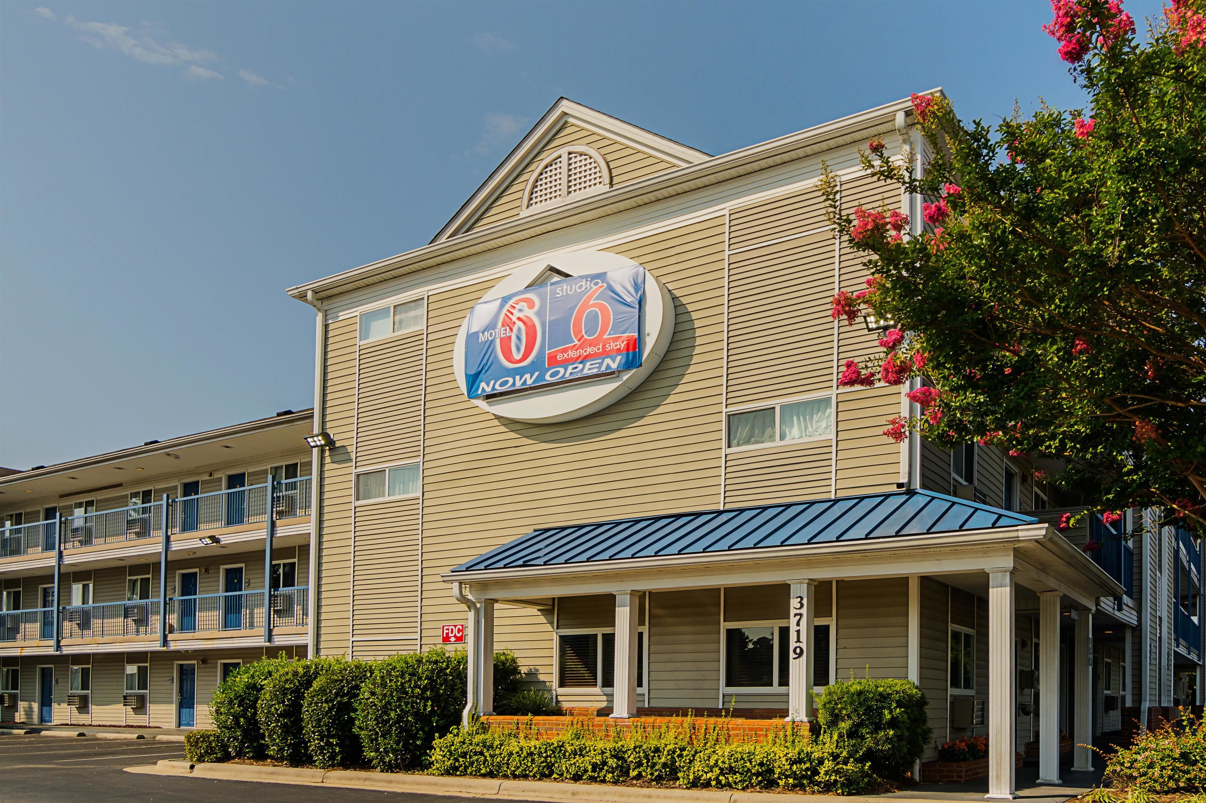 Motel 6 Fayetteville