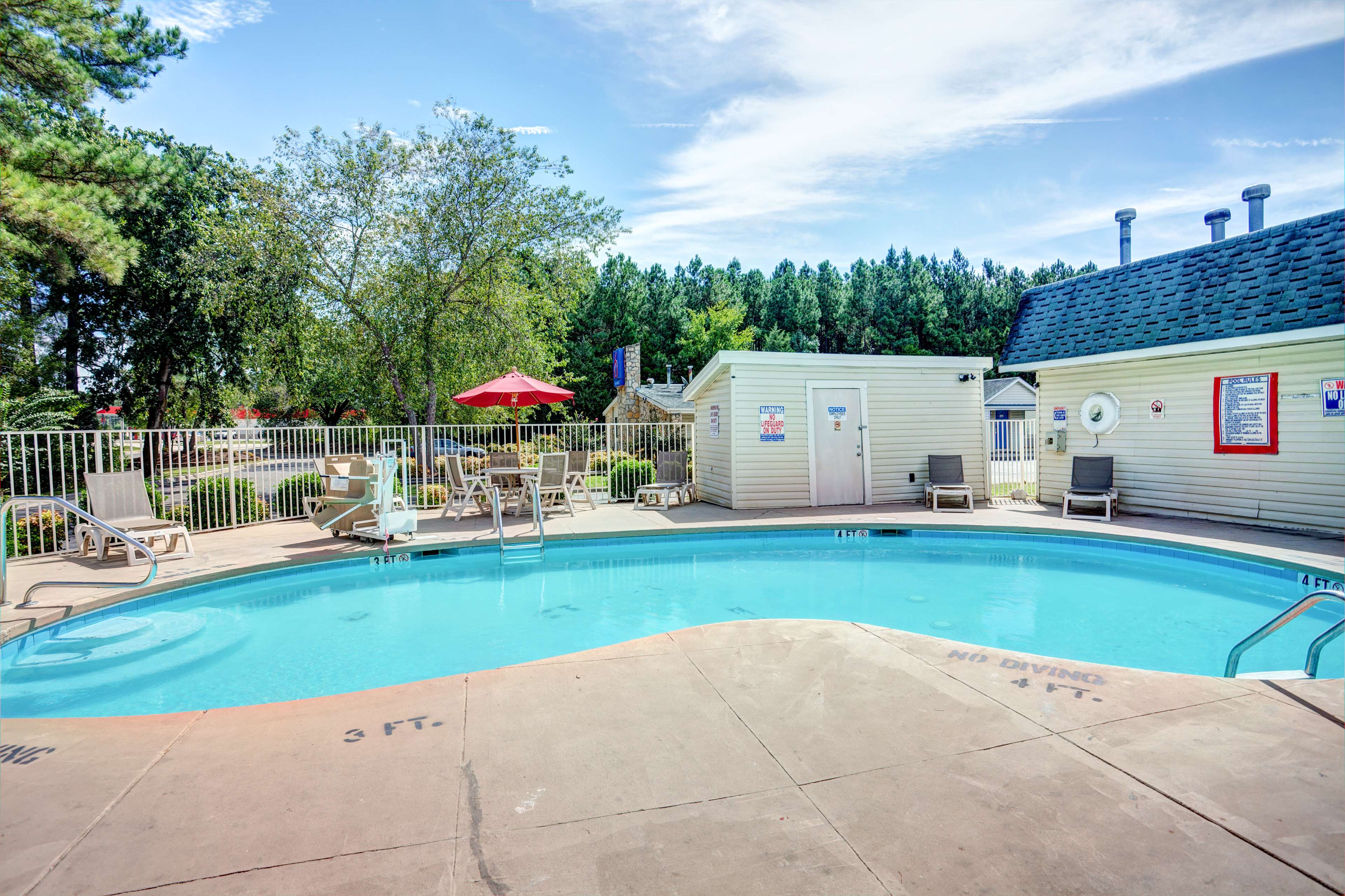 Travelodge by Wyndham Fayetteville