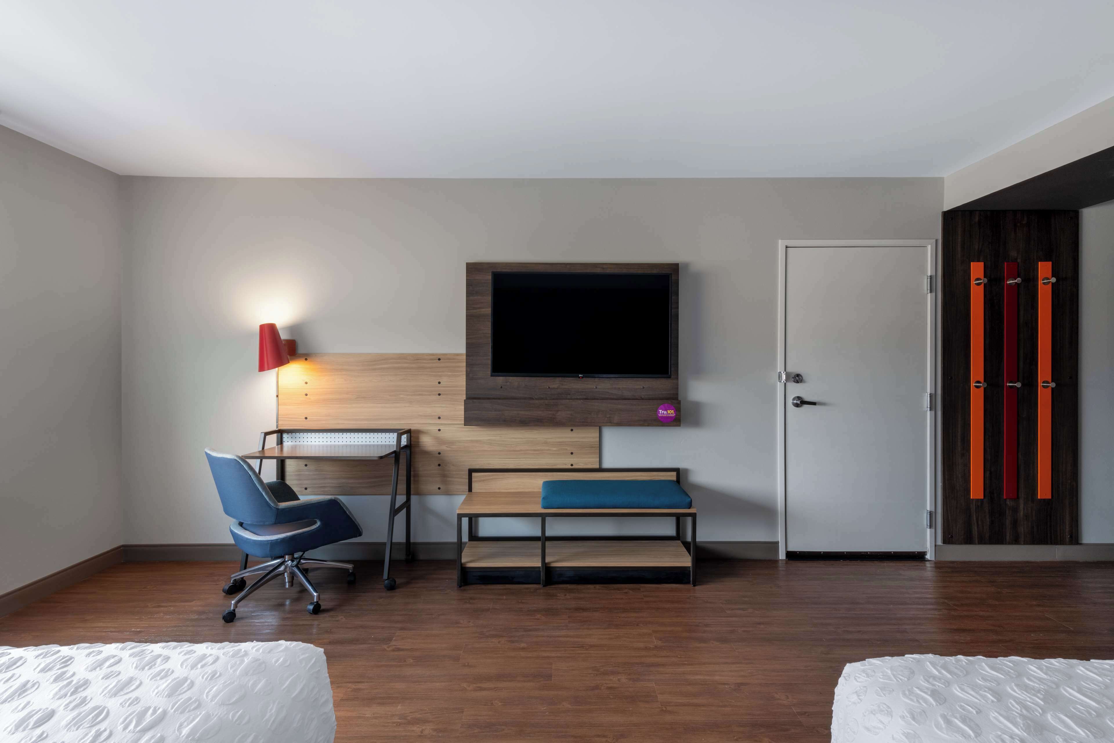 Tru by Hilton Fayetteville Fort Liberty