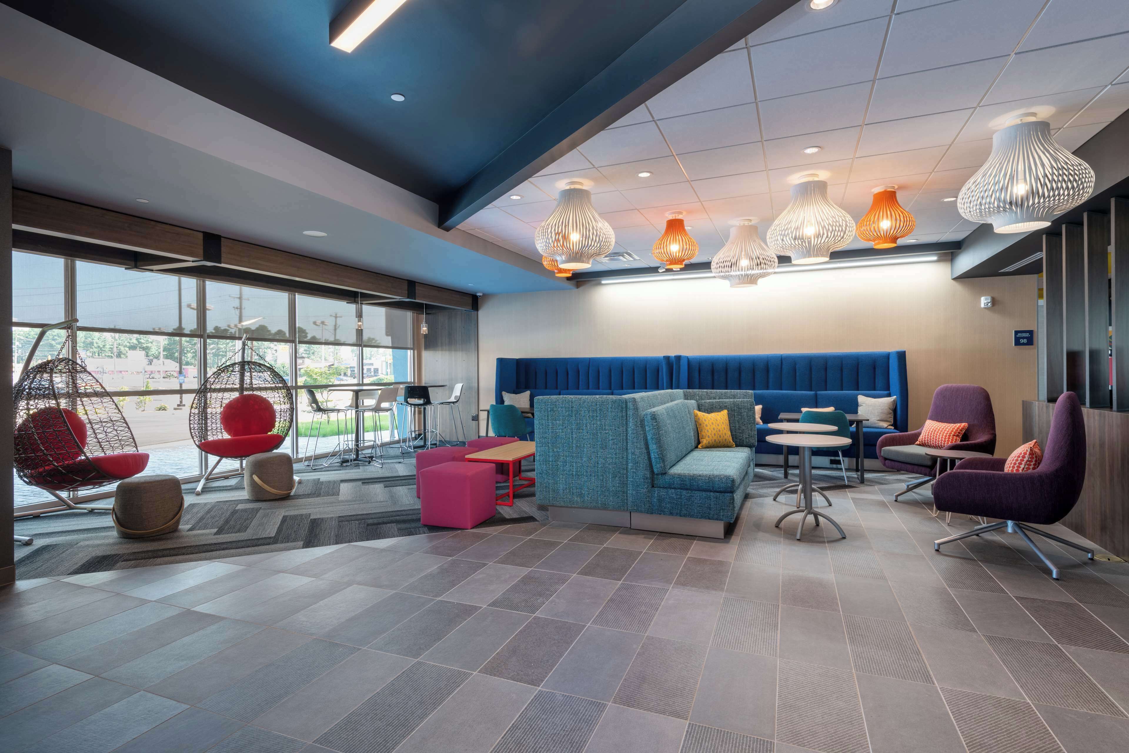 Tru by Hilton Fayetteville Fort Liberty