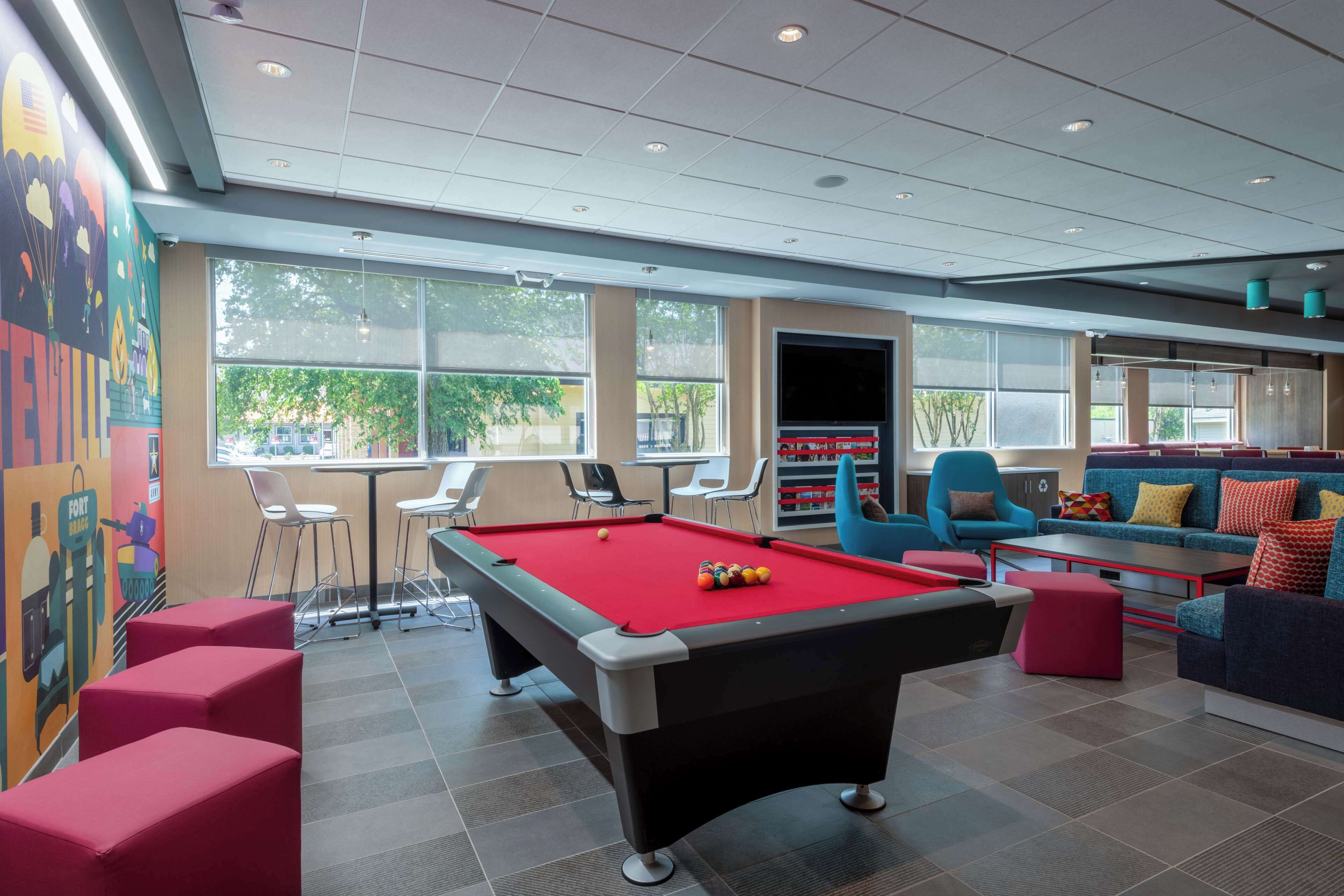 Tru by Hilton Fayetteville Fort Liberty