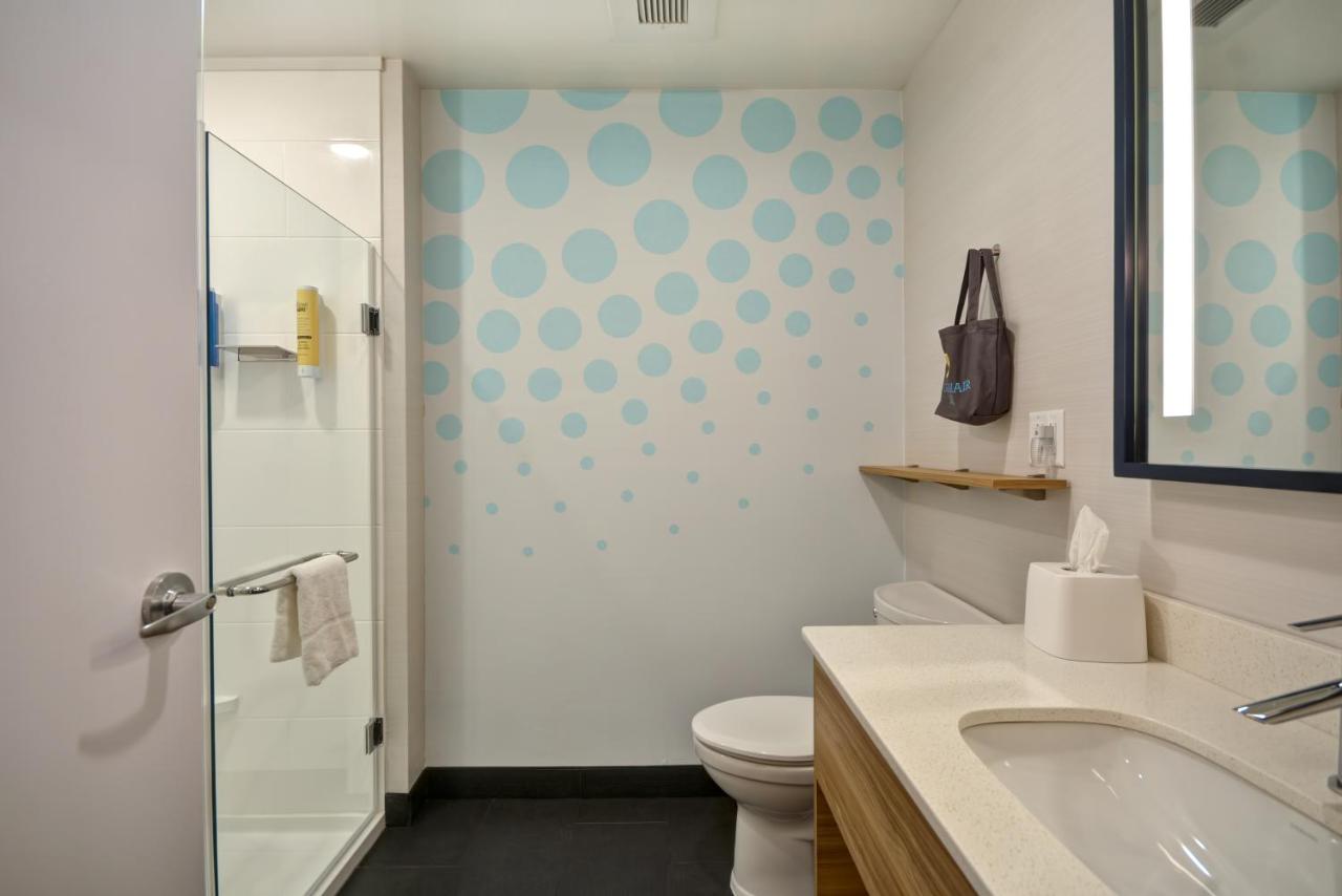 Tru By Hilton Fayetteville I 95