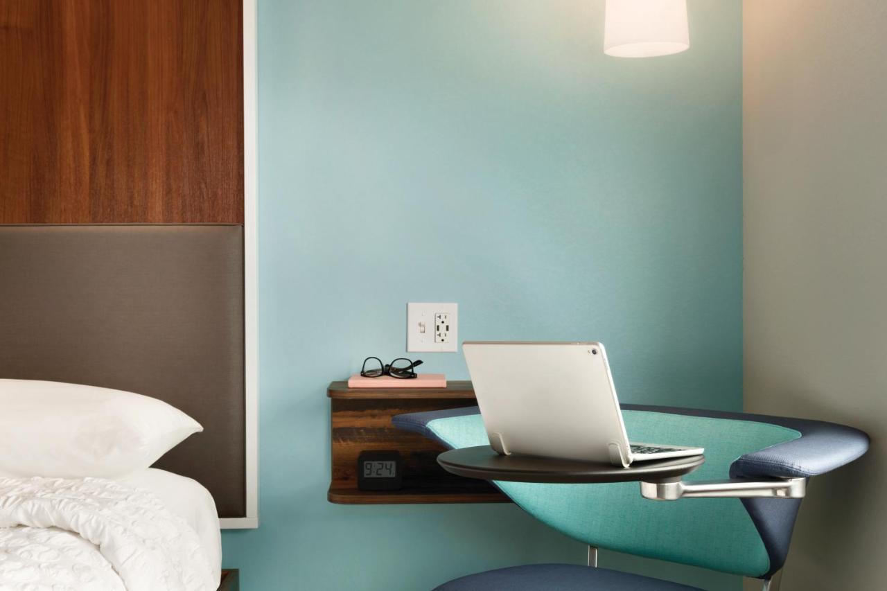 Tru By Hilton Fayetteville I 95