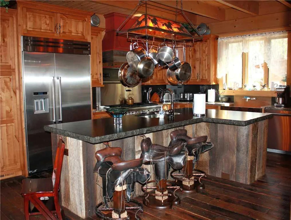Bliss Mountain Lodge