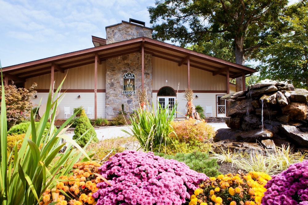 The Lodge at Cat Creek