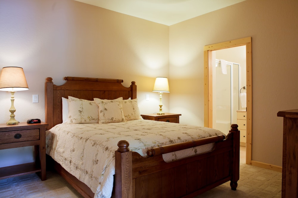 The Lodge at Cat Creek