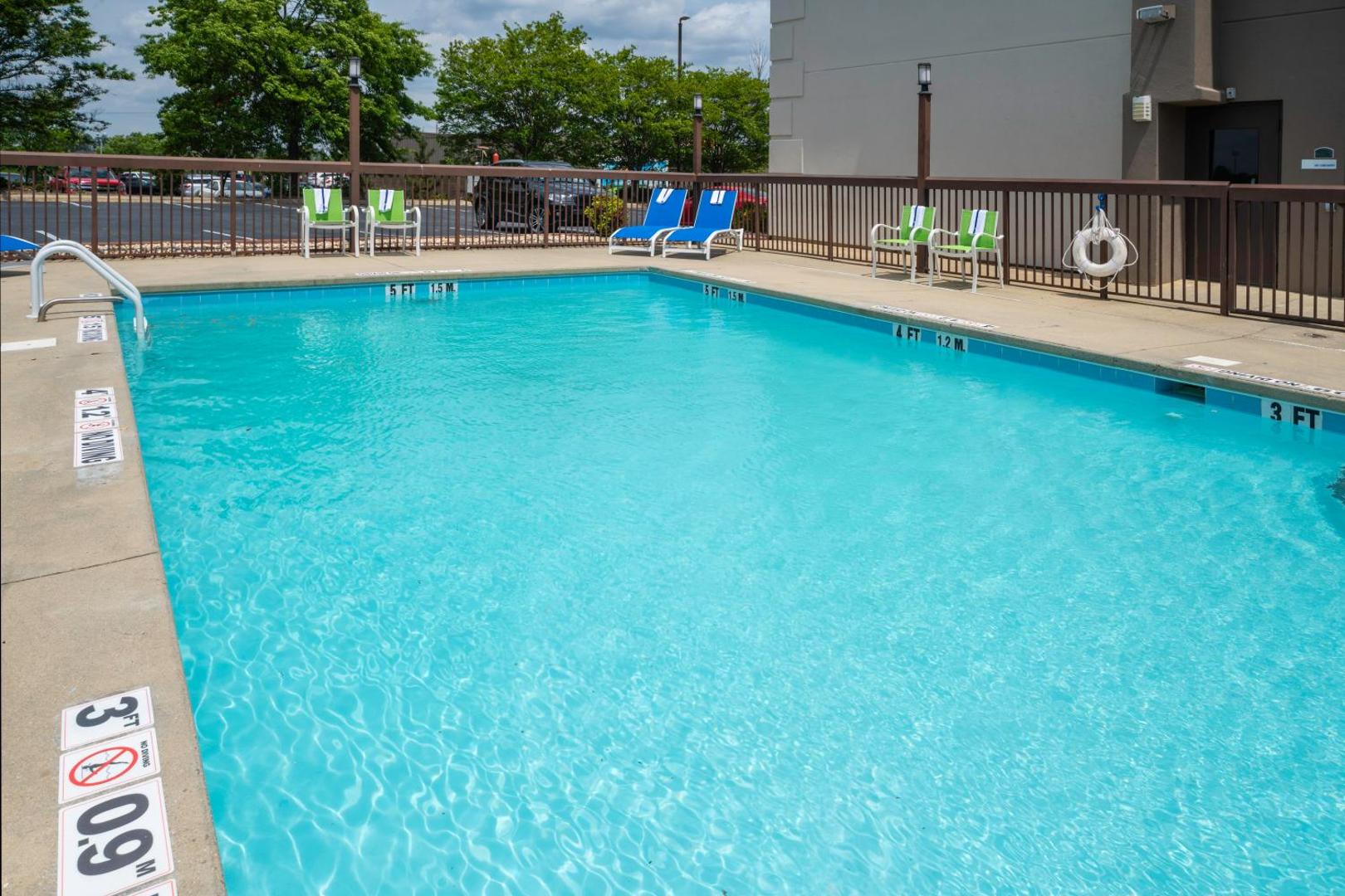 Holiday Inn Express Clayton (SE Raleigh)