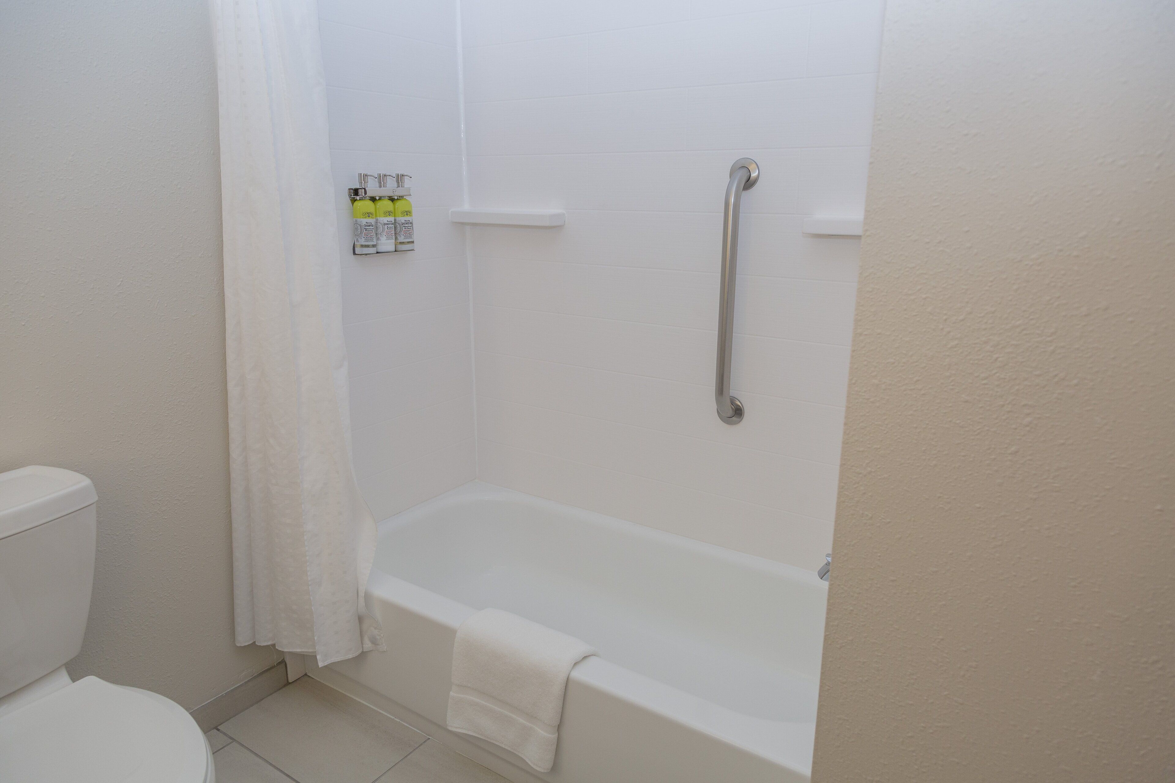 Holiday Inn Express Clayton (SE Raleigh)