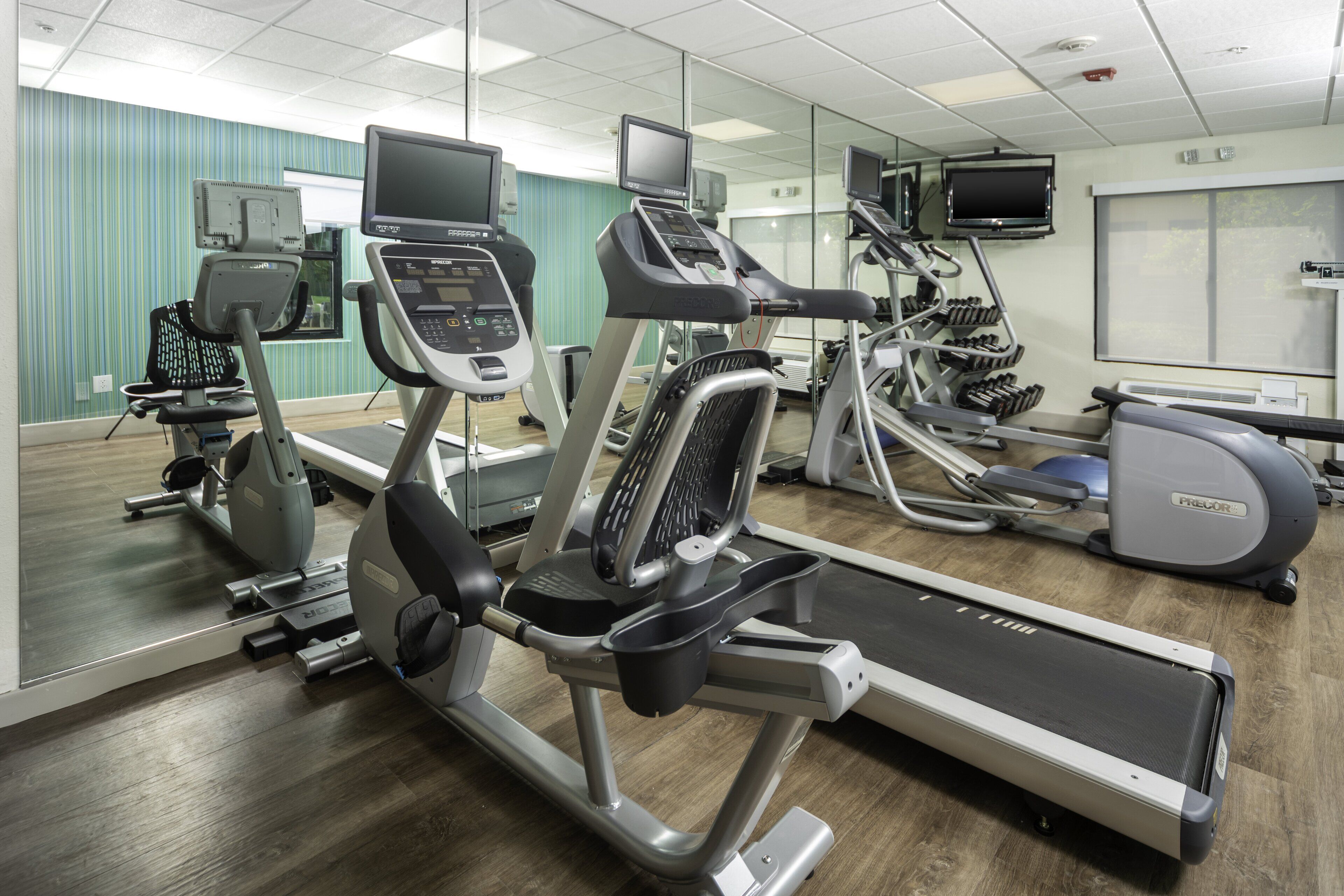 Holiday Inn Express Clayton (SE Raleigh)