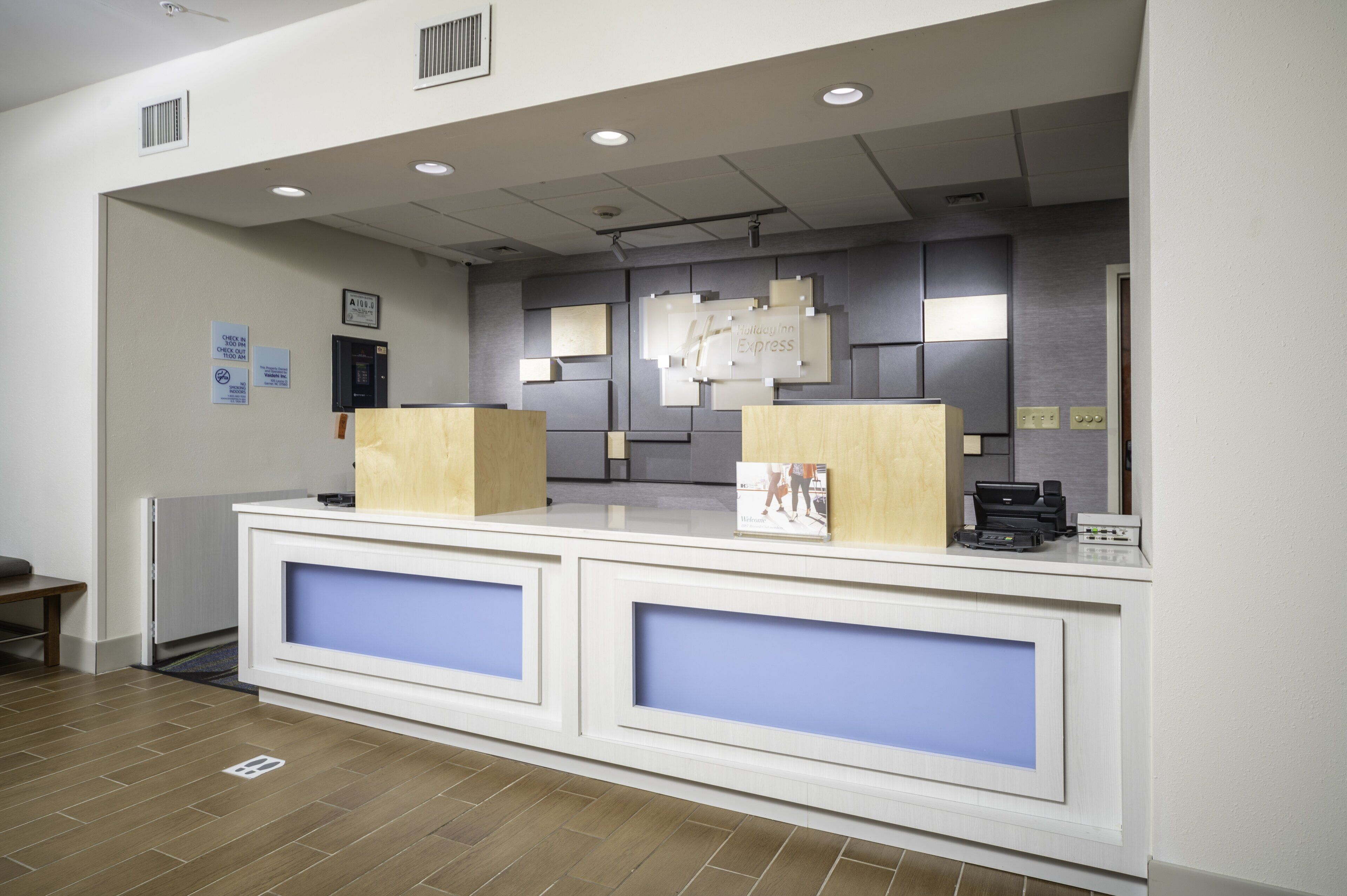 Holiday Inn Express Clayton (SE Raleigh)