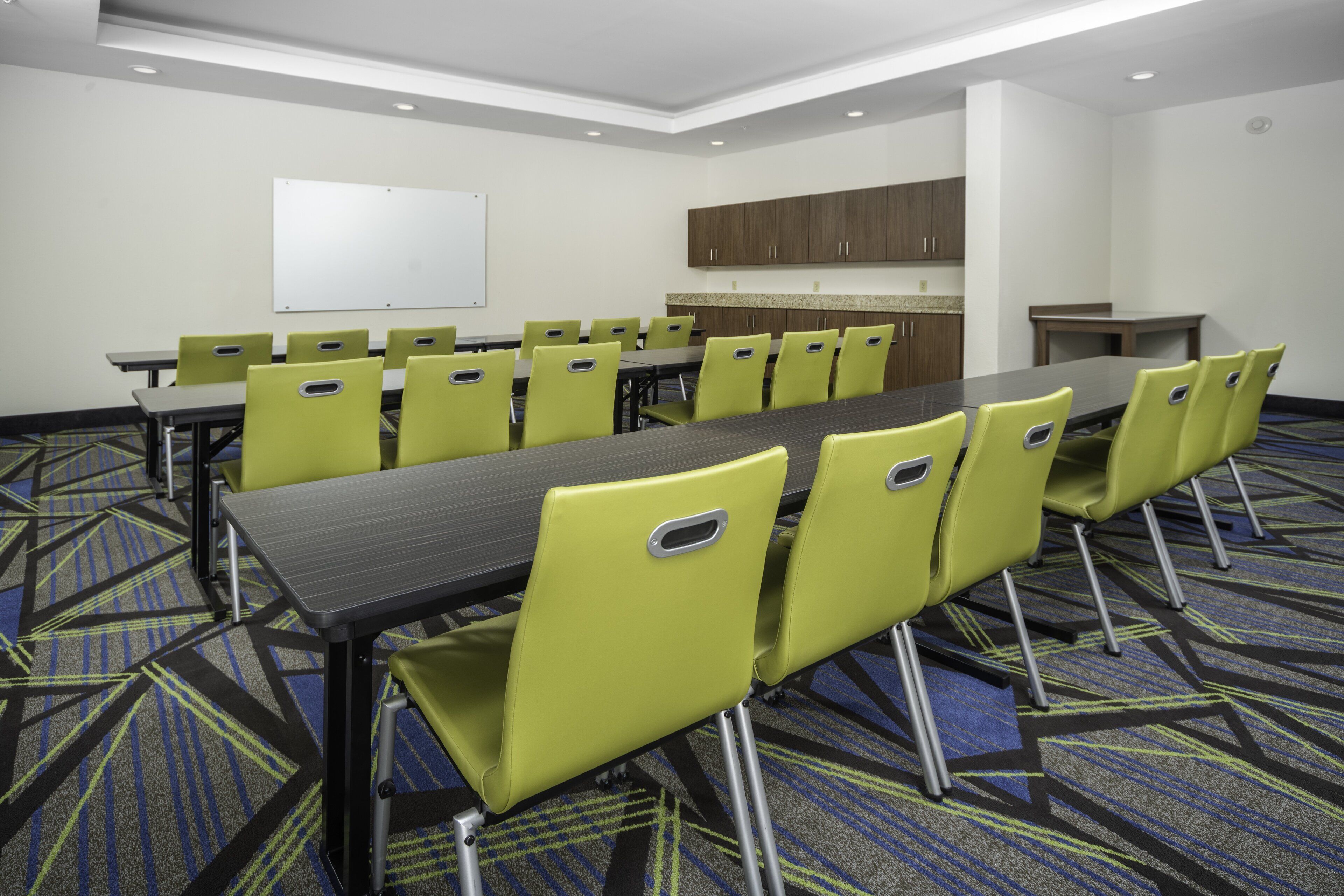 Holiday Inn Express Clayton (SE Raleigh)