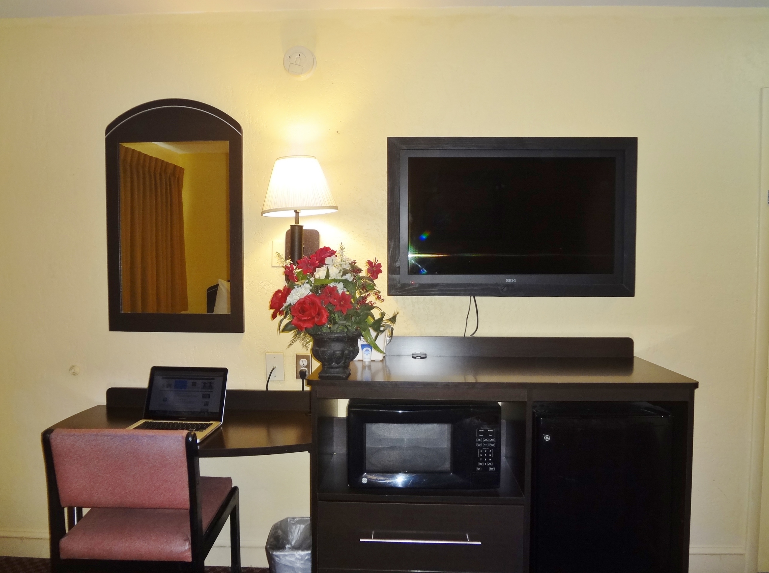Americas Best Value Inn