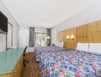 Days Inn by Wyndham Greensboro Airport