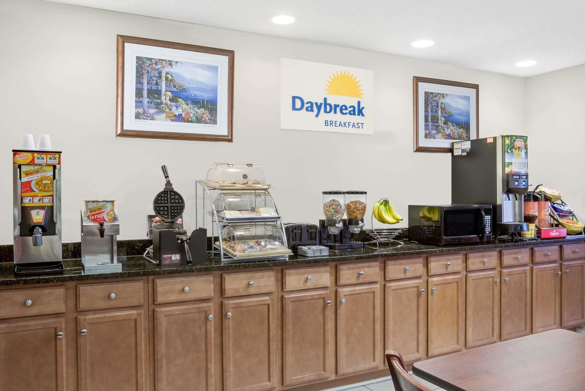 Days Inn by Wyndham Greensboro NC