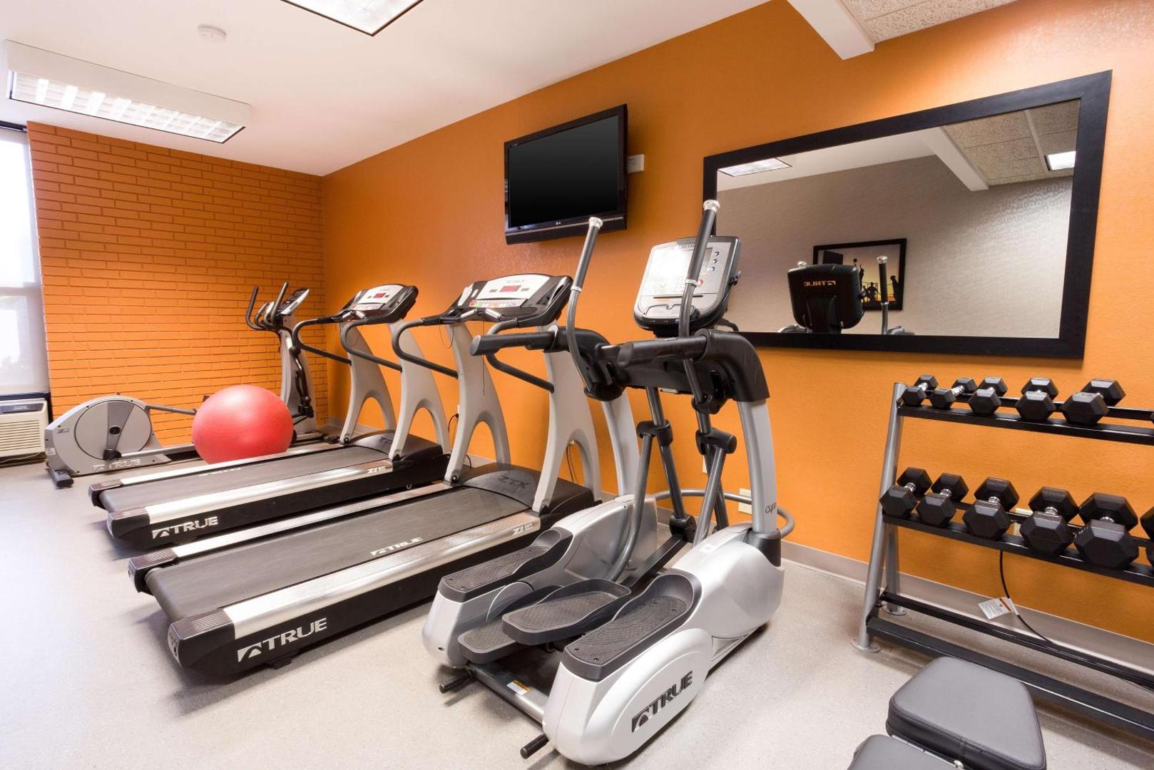 Drury Inn & Suites Greensboro