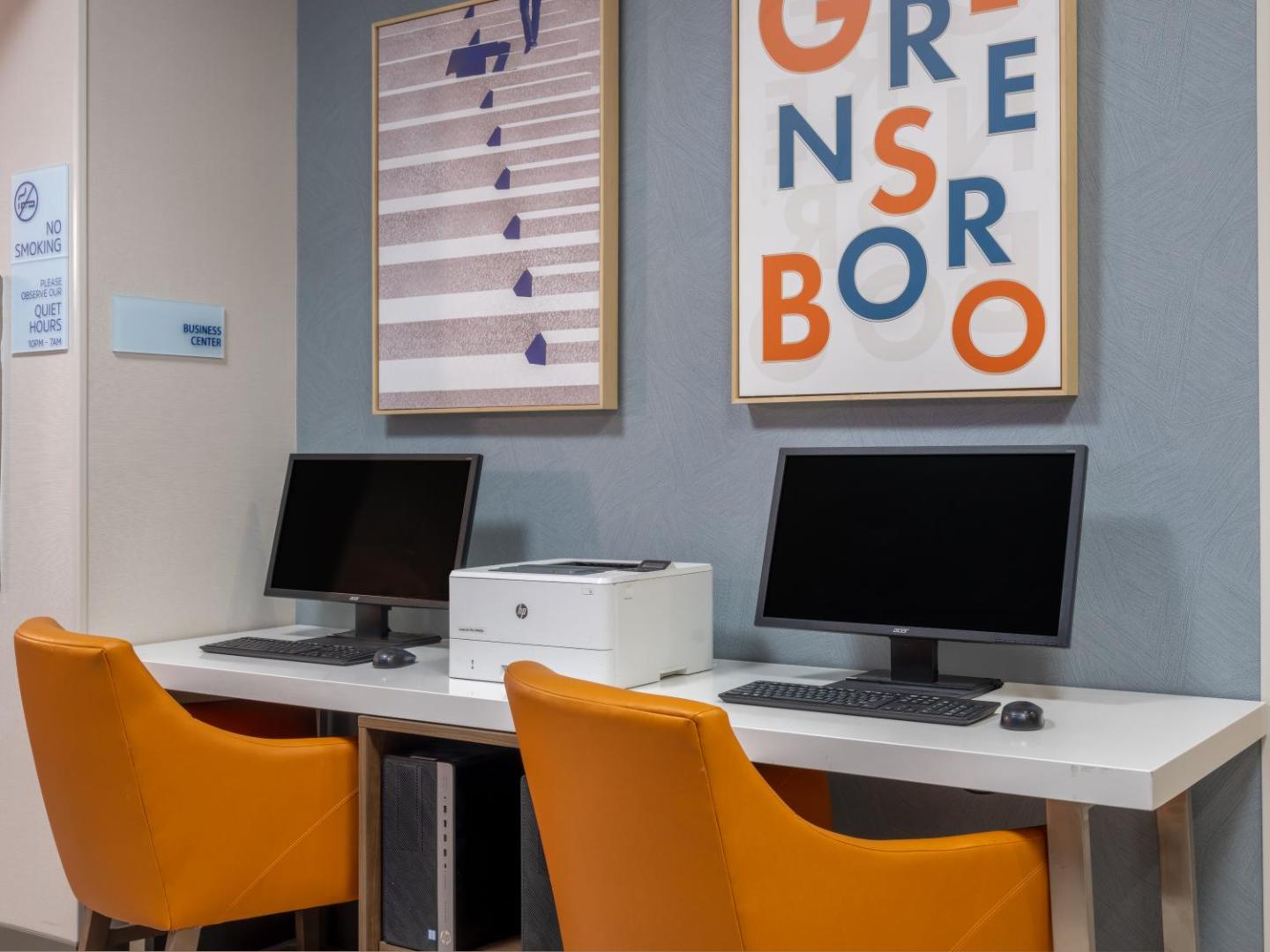 Holiday Inn Express Greensboro (I-40 @ Wendover)