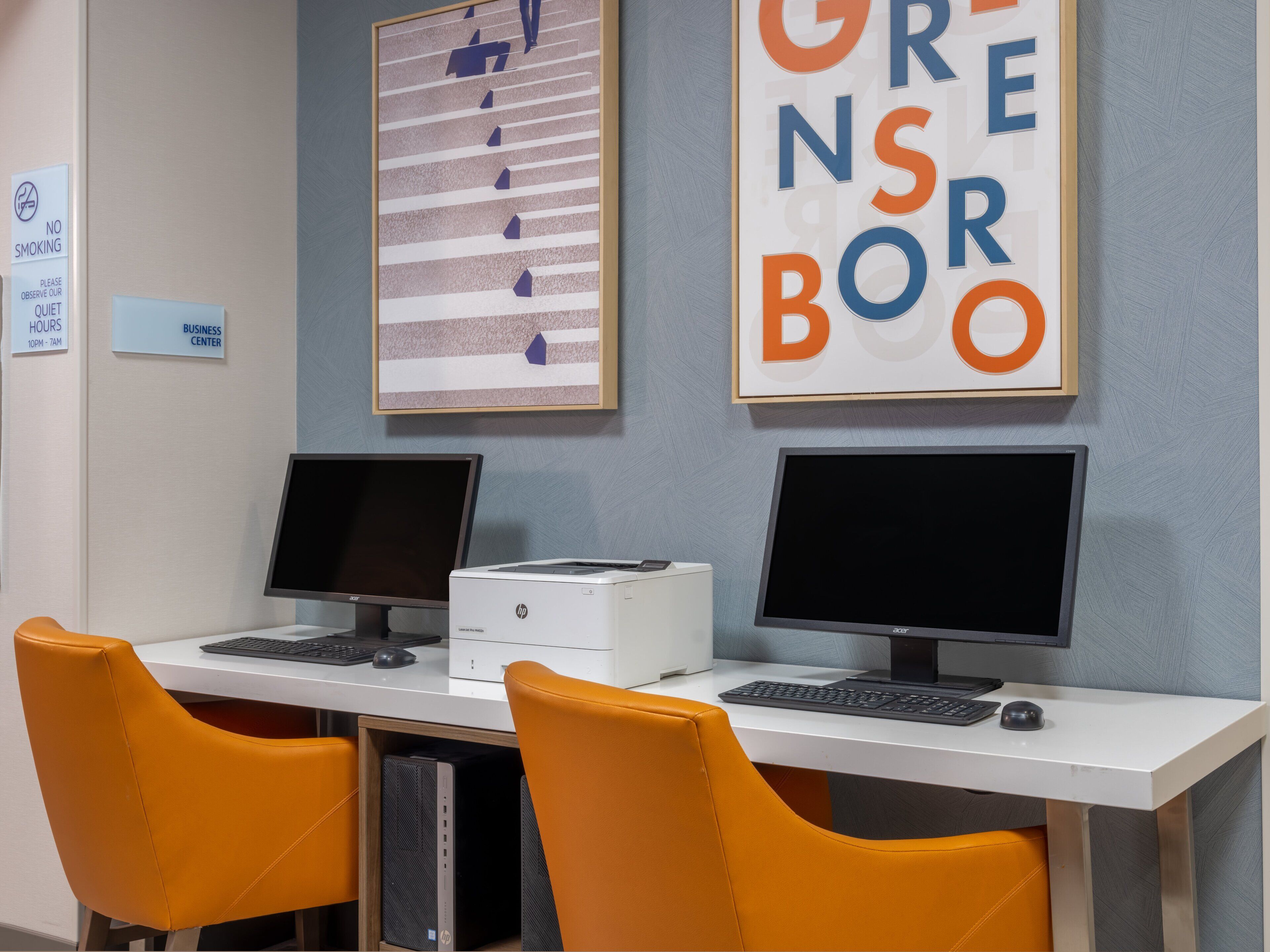 Holiday Inn Express Greensboro (I-40 @ Wendover)