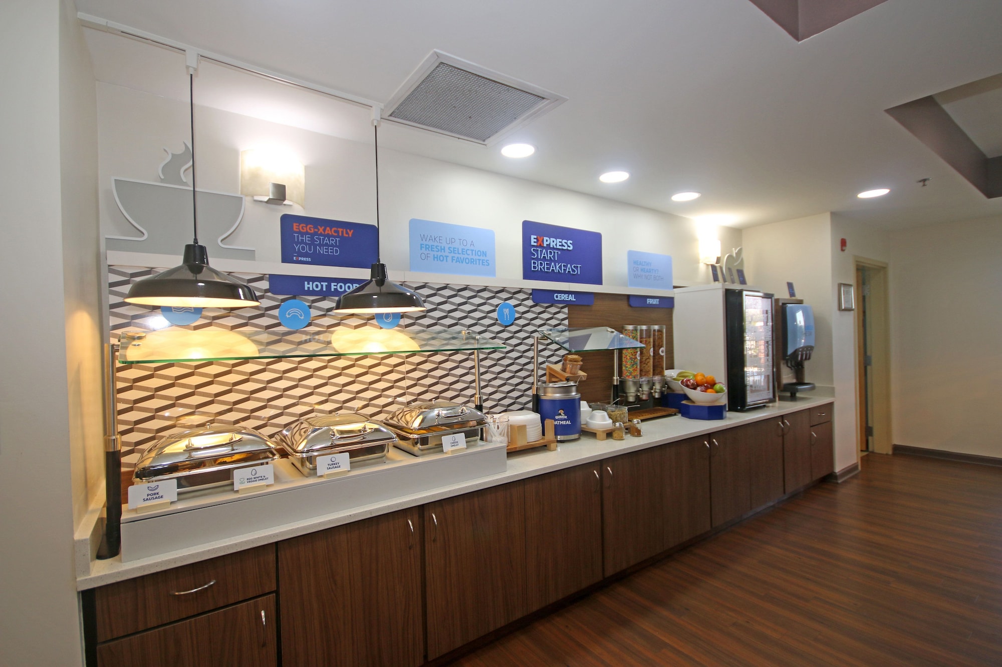 Holiday Inn Express Hotel & Suites Greensboro - East