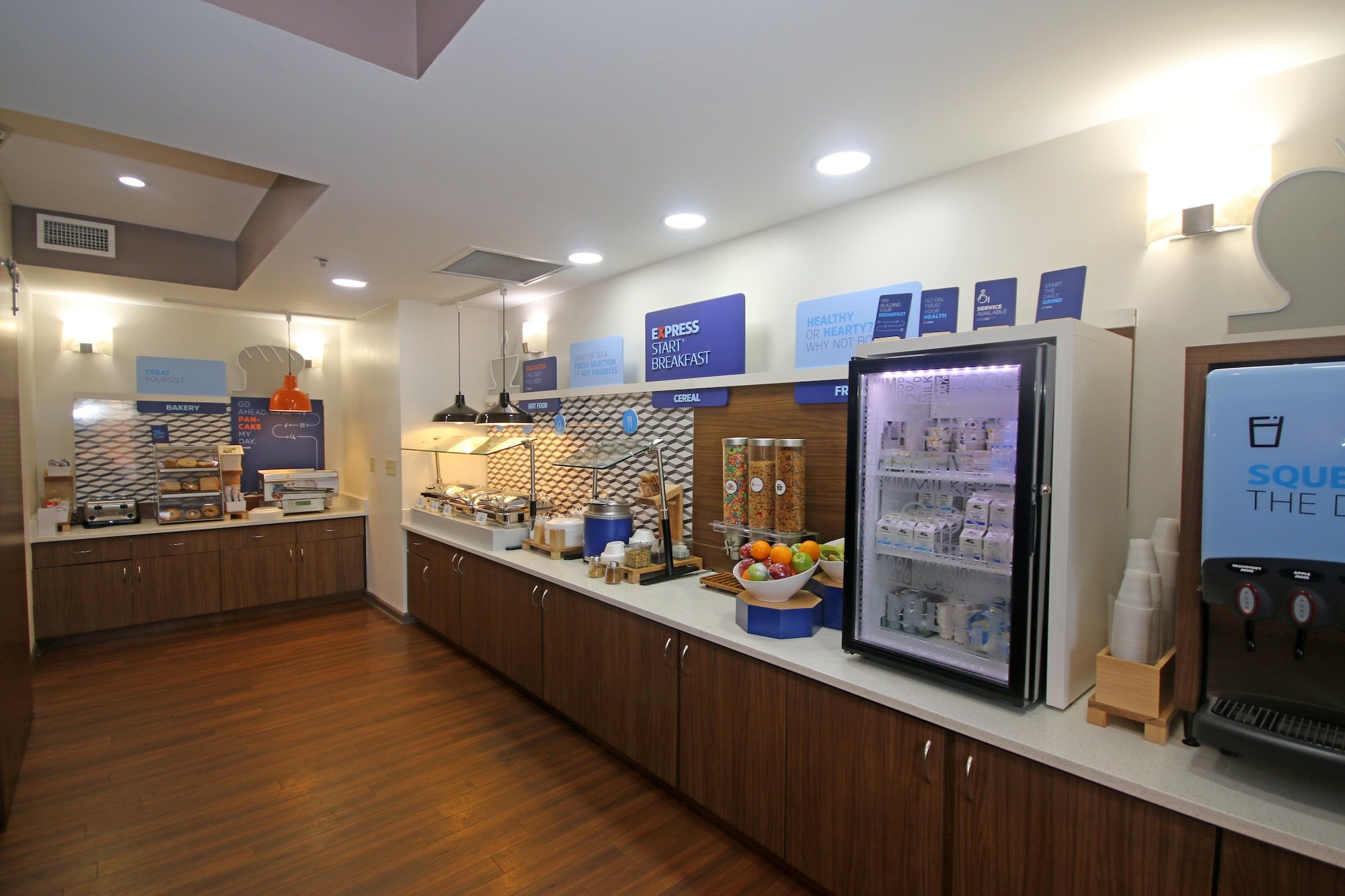 Holiday Inn Express Hotel & Suites Greensboro - East