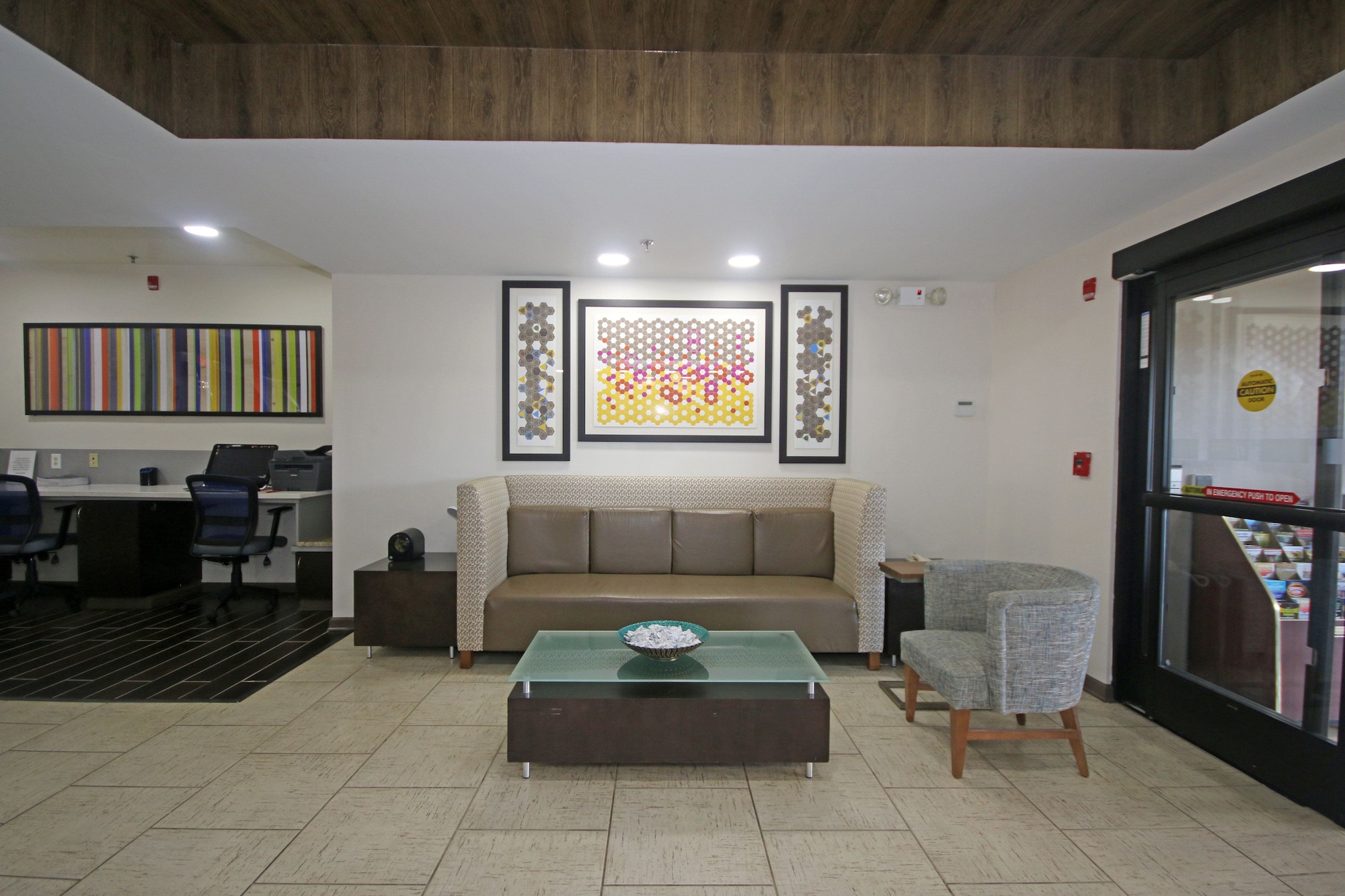 Holiday Inn Express Hotel & Suites Greensboro - East