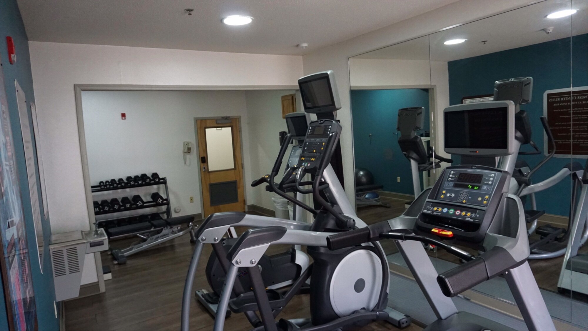 Holiday Inn Express Hotel & Suites Greensboro - East