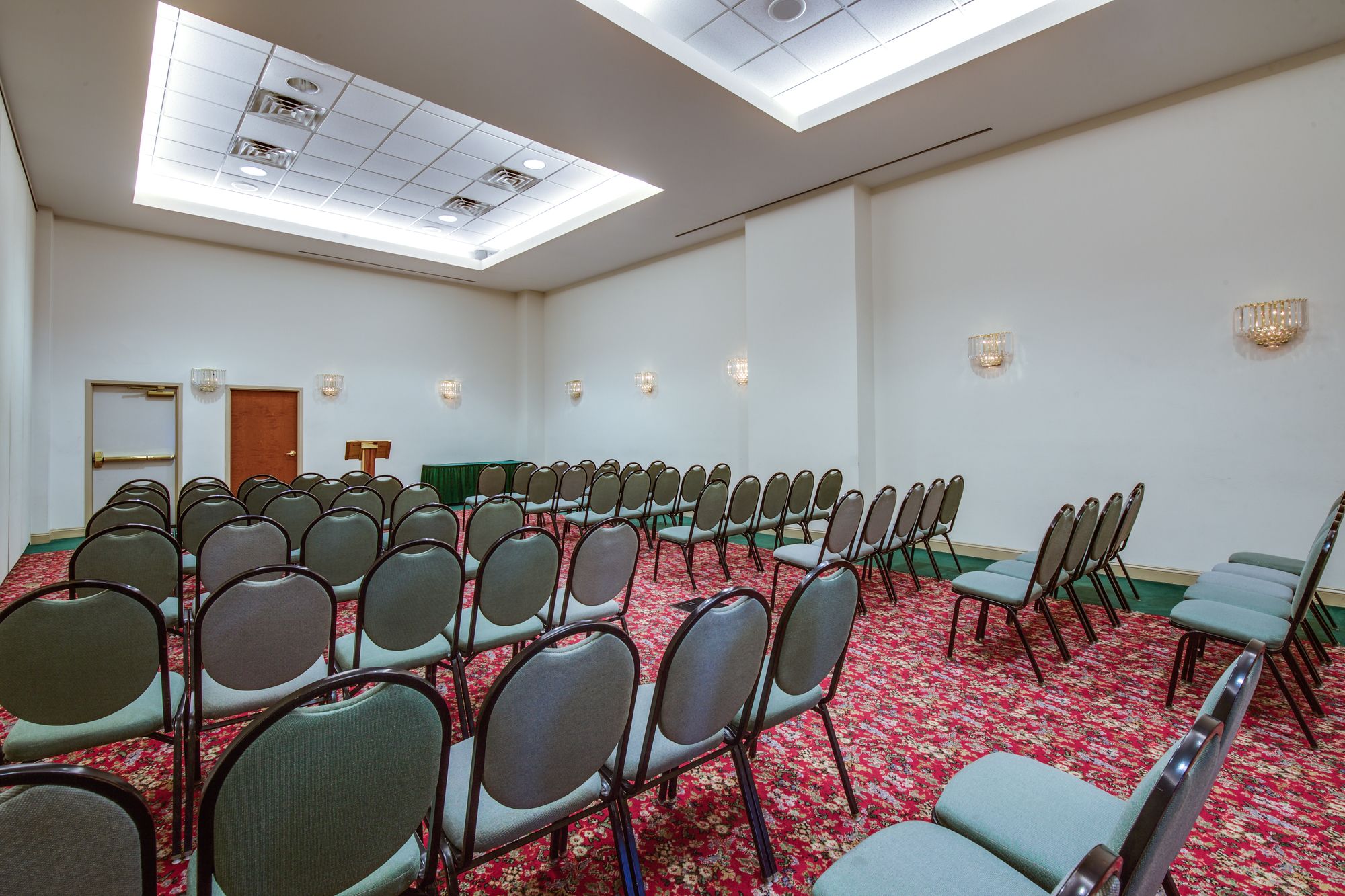 Holiday Inn Express Hotel & Suites Greensboro - East